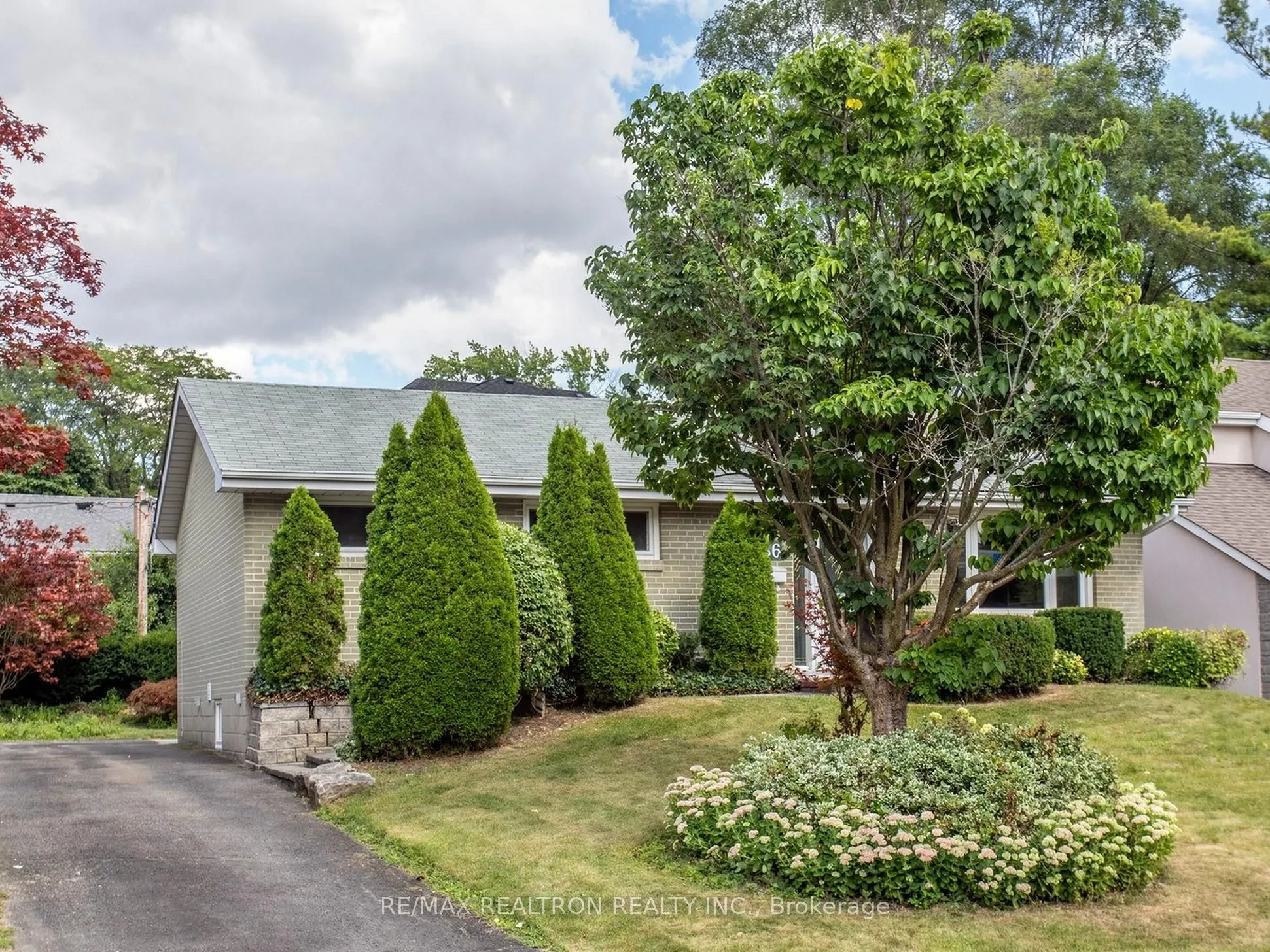 56 Ternhill Crescent