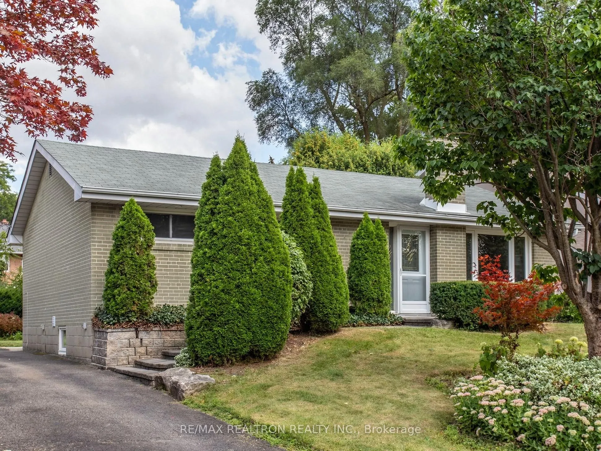 56 Ternhill Crescent