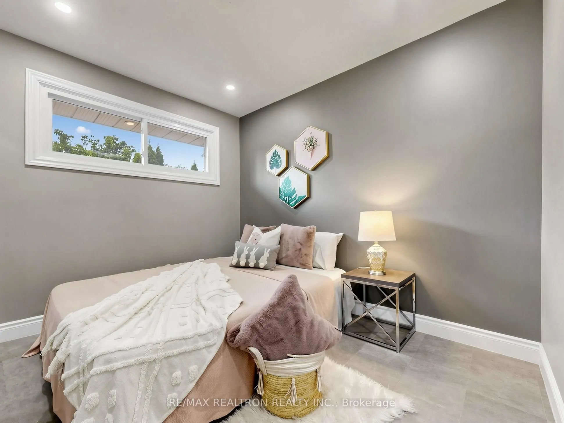 56 Ternhill Crescent