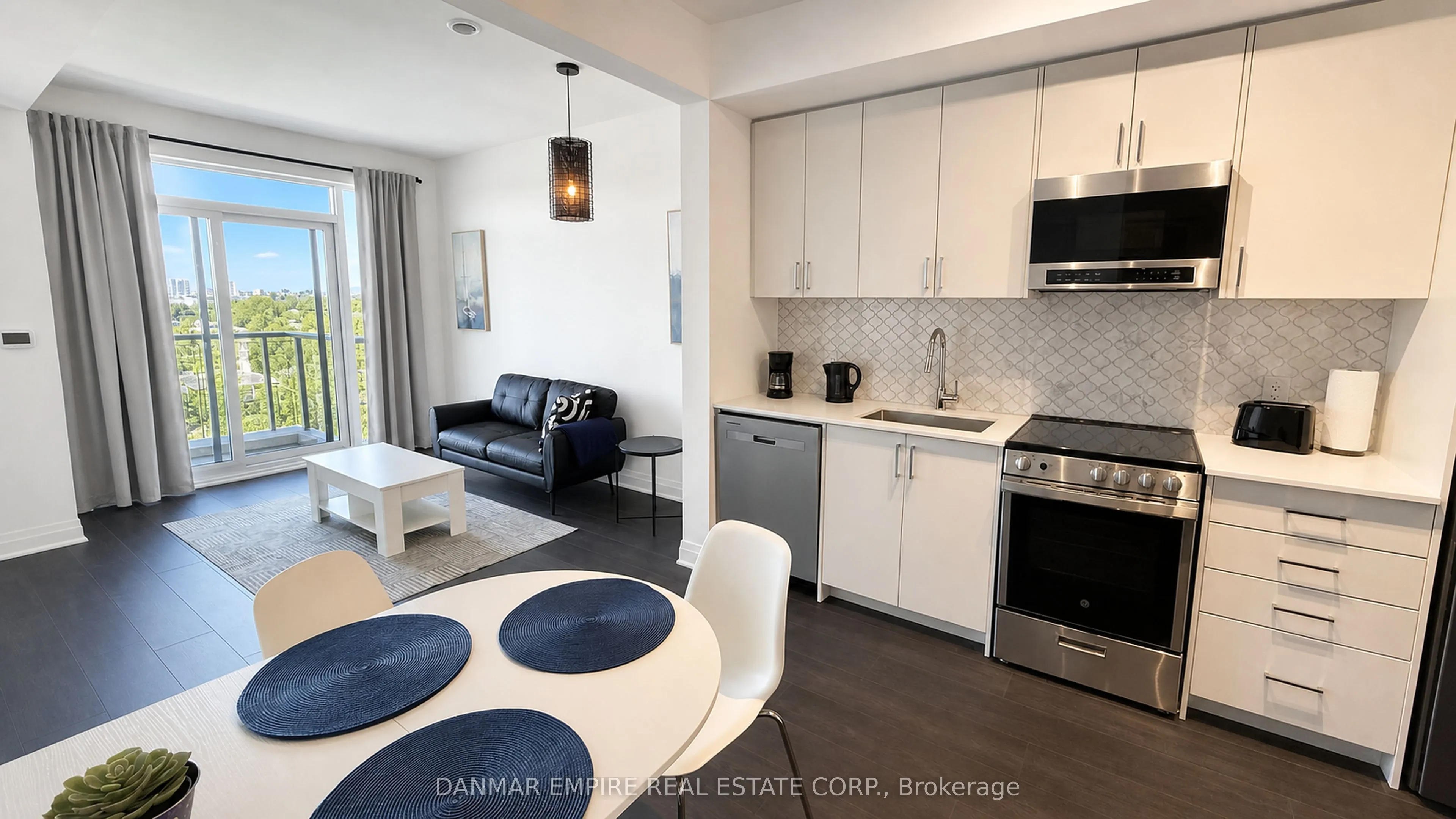 700 Sheppard Avenue W #613