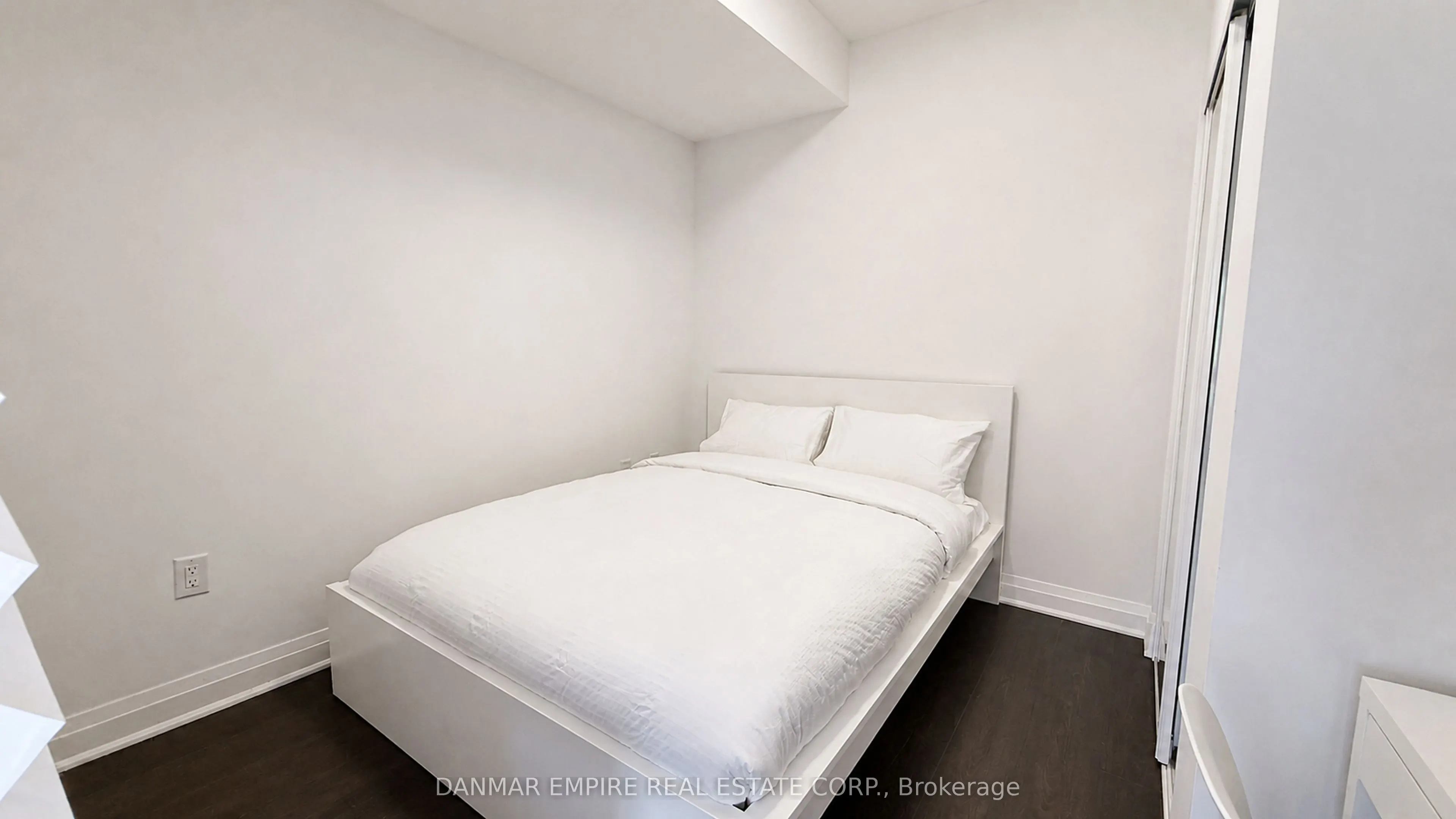 700 Sheppard Avenue W #613