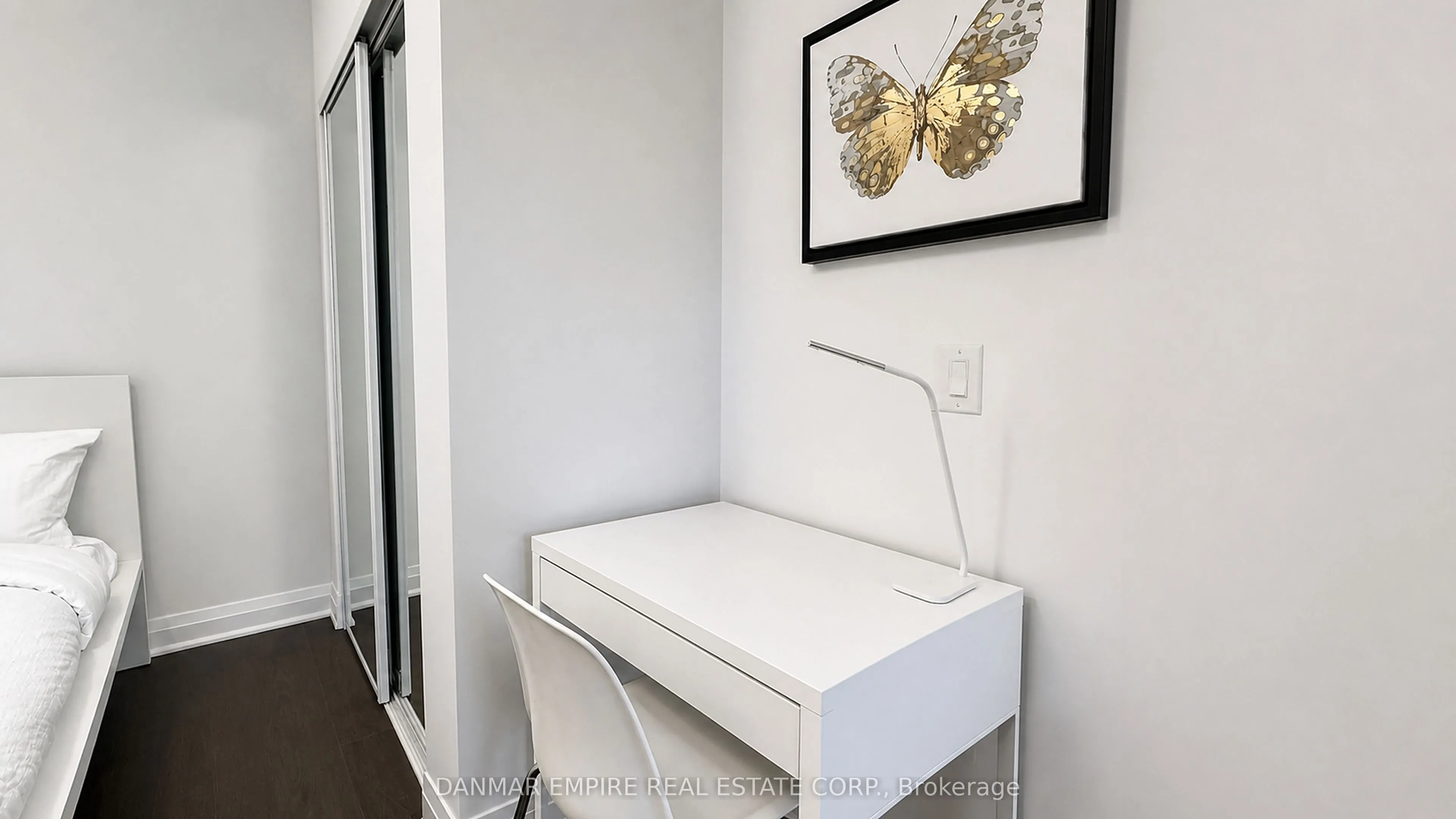 700 Sheppard Avenue W #613