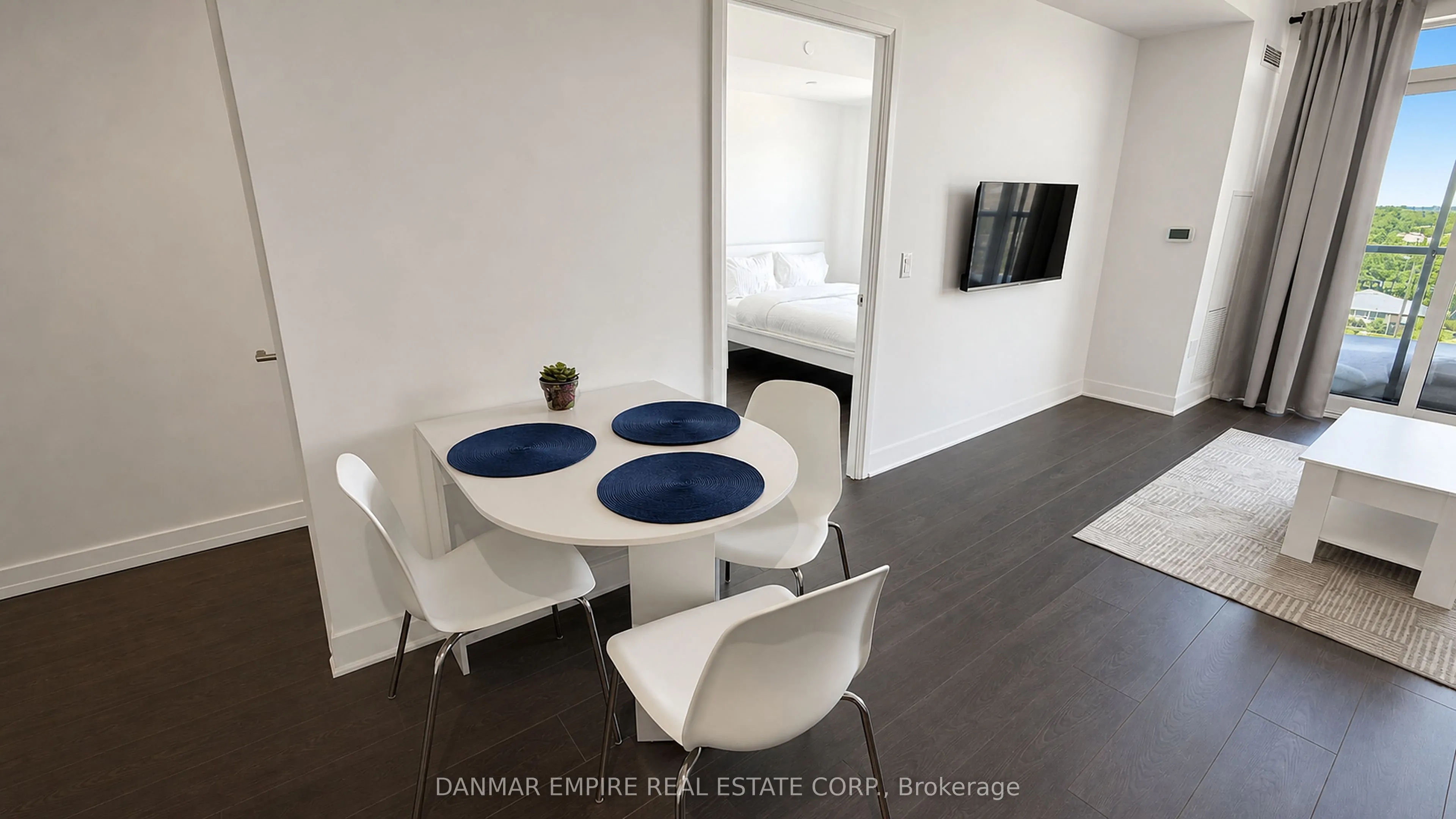 700 Sheppard Avenue W #613