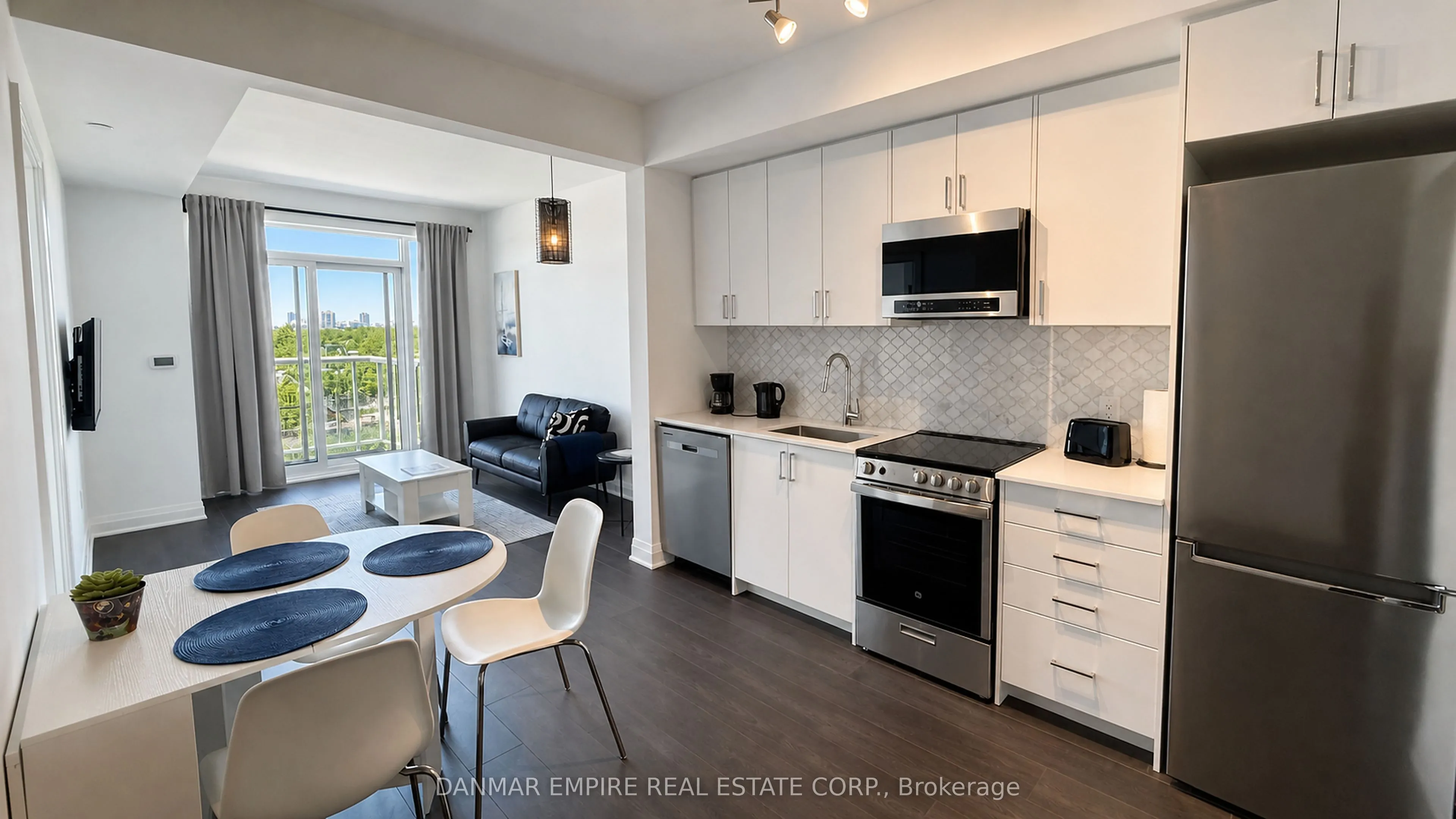 700 Sheppard Avenue W #613