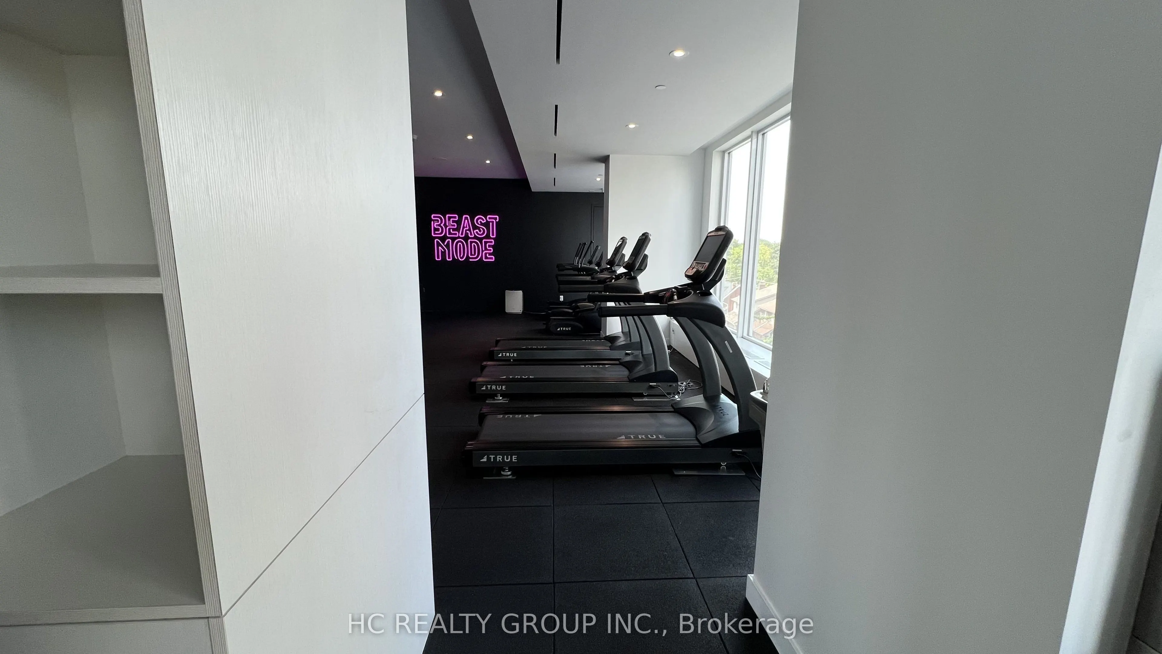 33 Helendale Avenue #2503