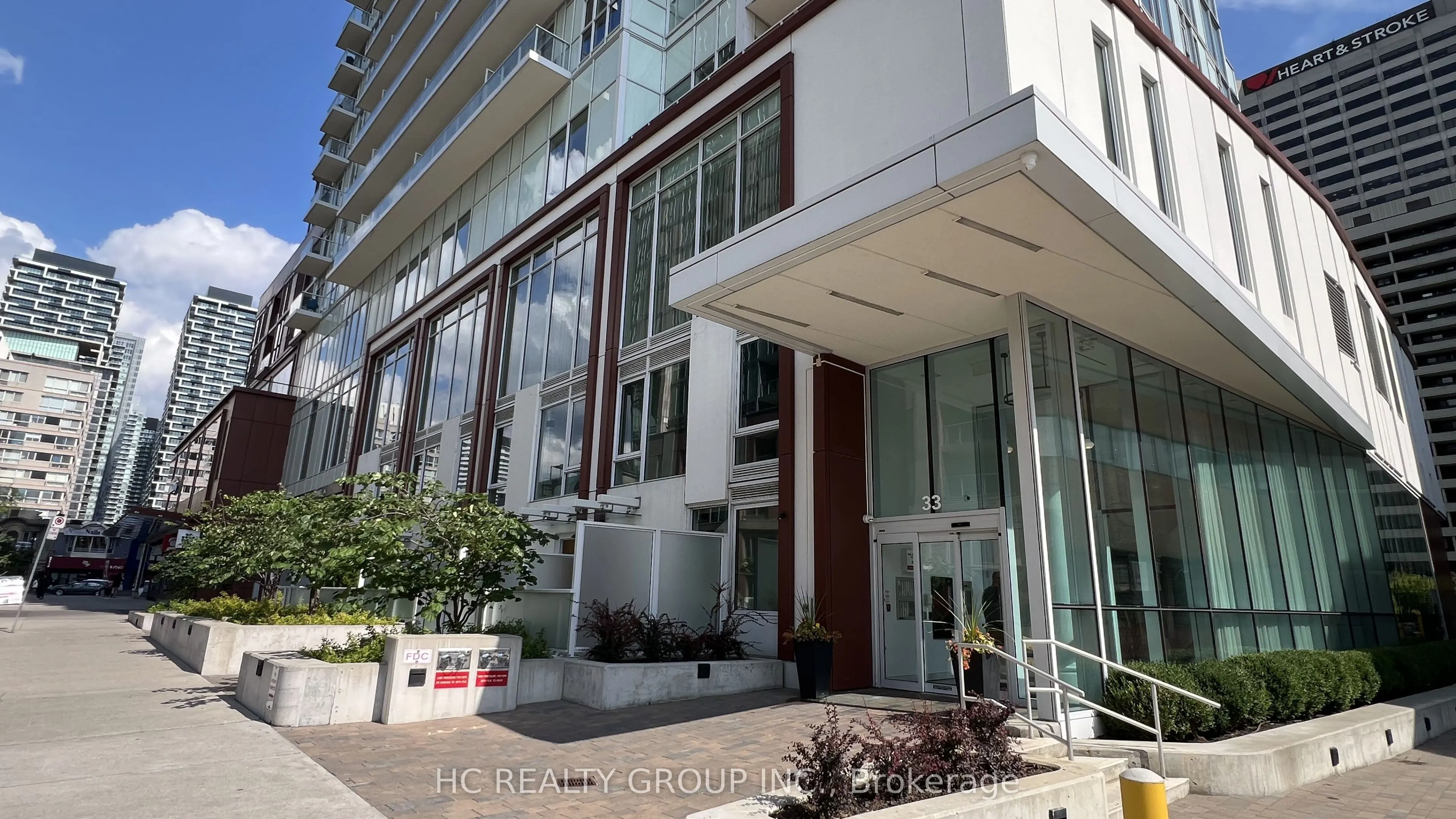 33 Helendale Avenue #2503