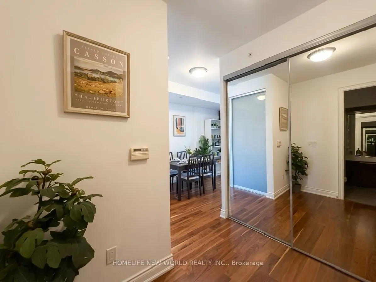 388 Yonge Street #6101