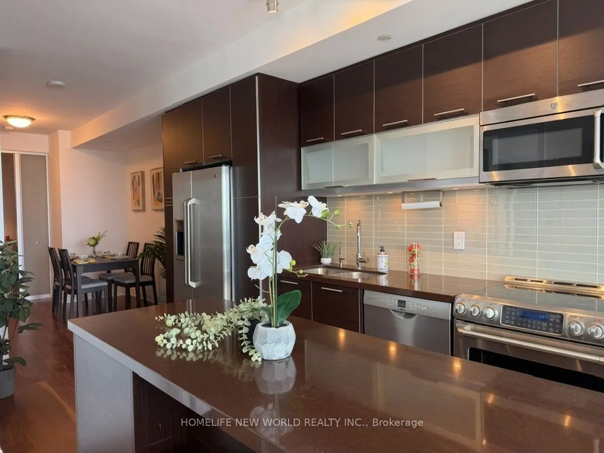 388 Yonge Street #6101