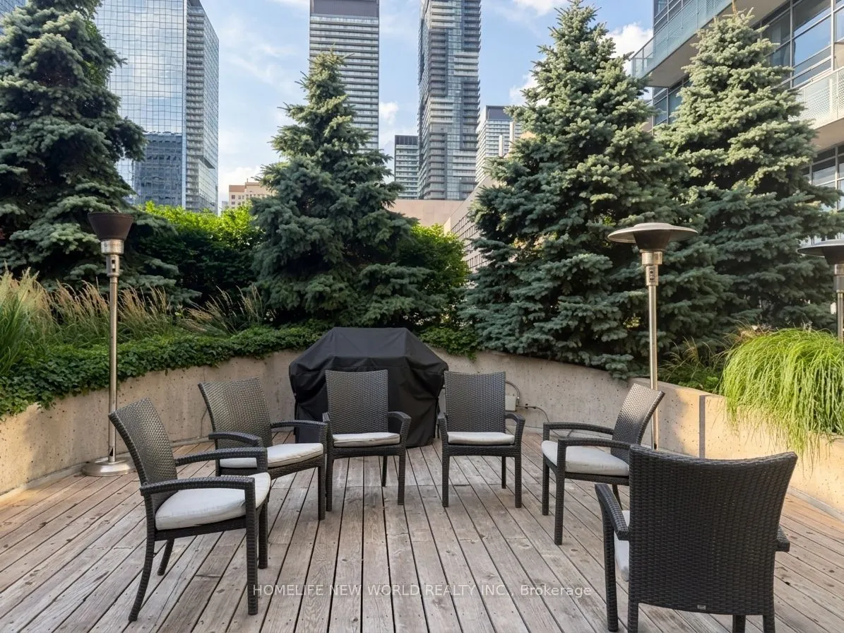 388 Yonge Street #6101