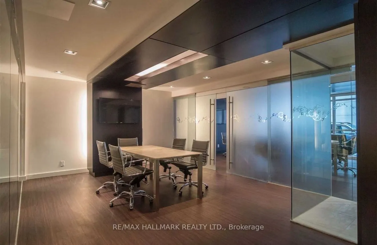 5 Hanna Avenue #108