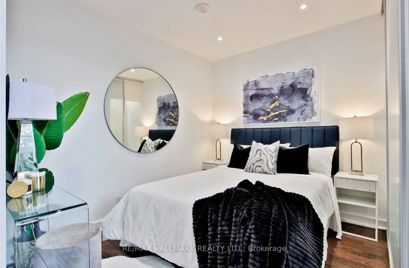 5 Hanna Avenue #108