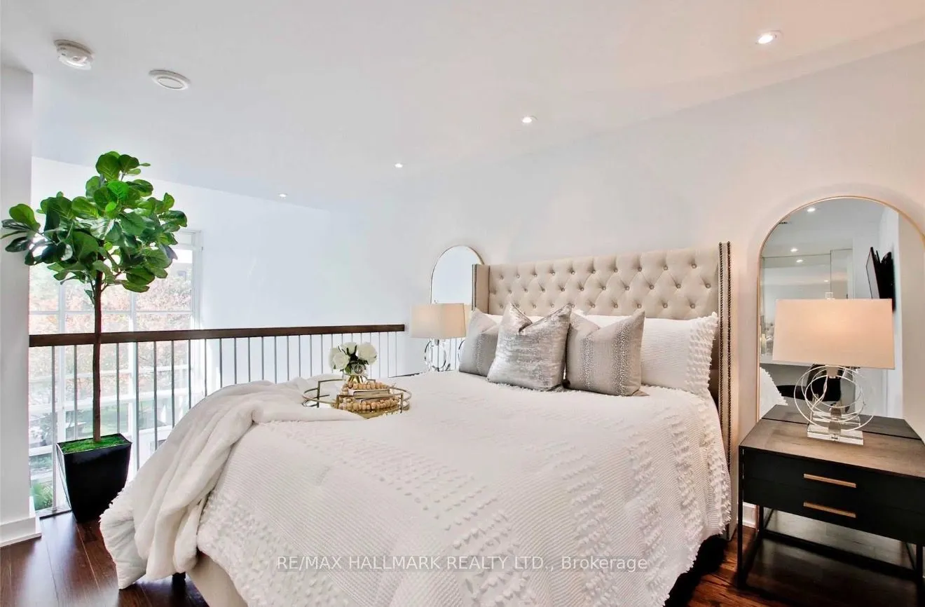 5 Hanna Avenue #108