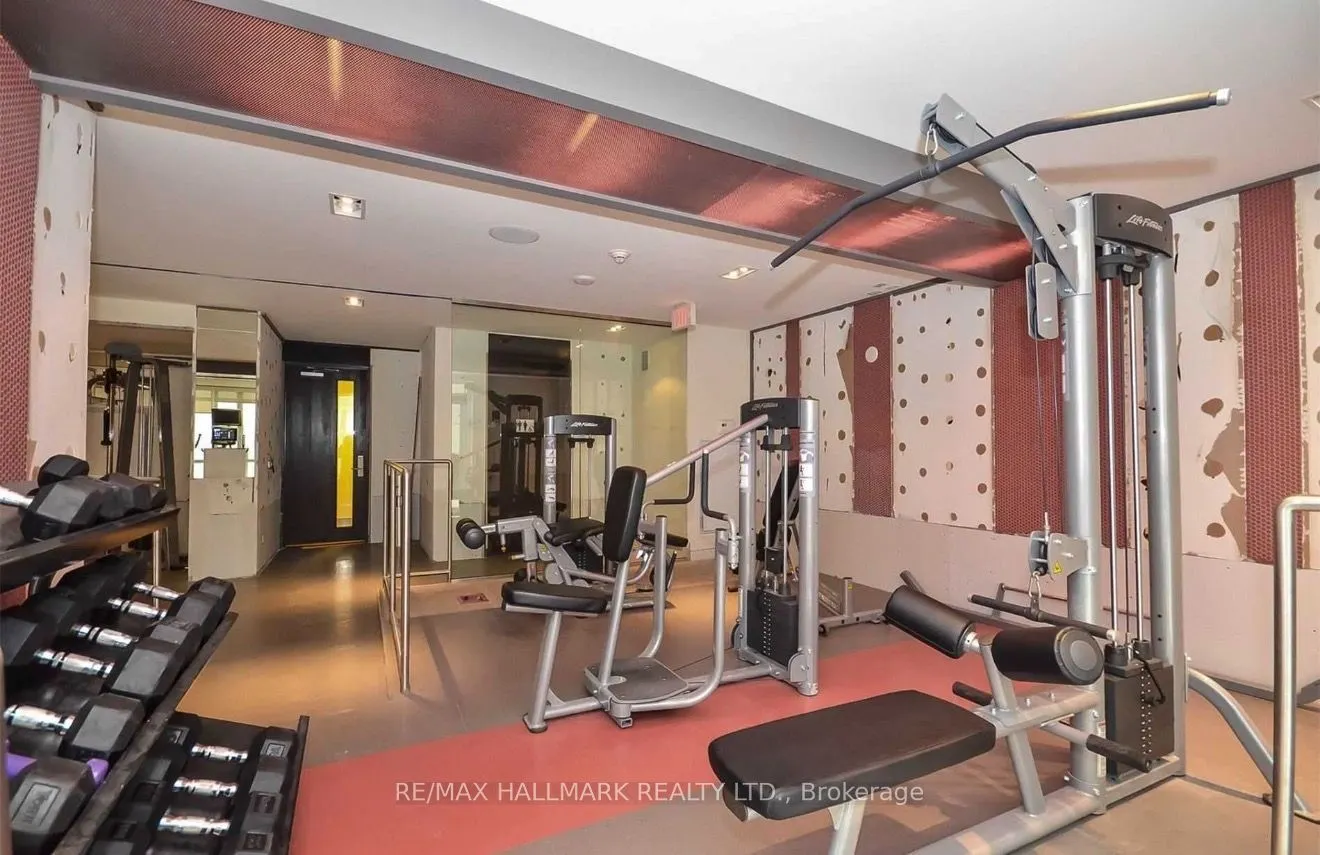 5 Hanna Avenue #108