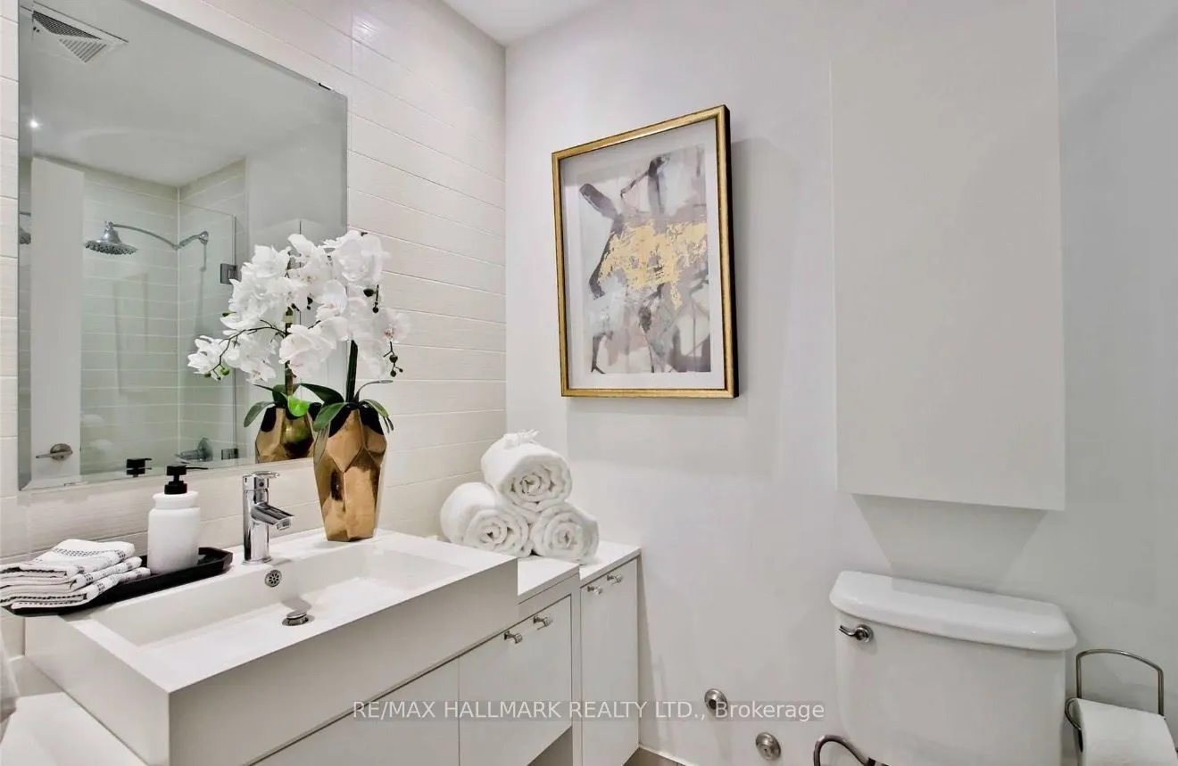 5 Hanna Avenue #108