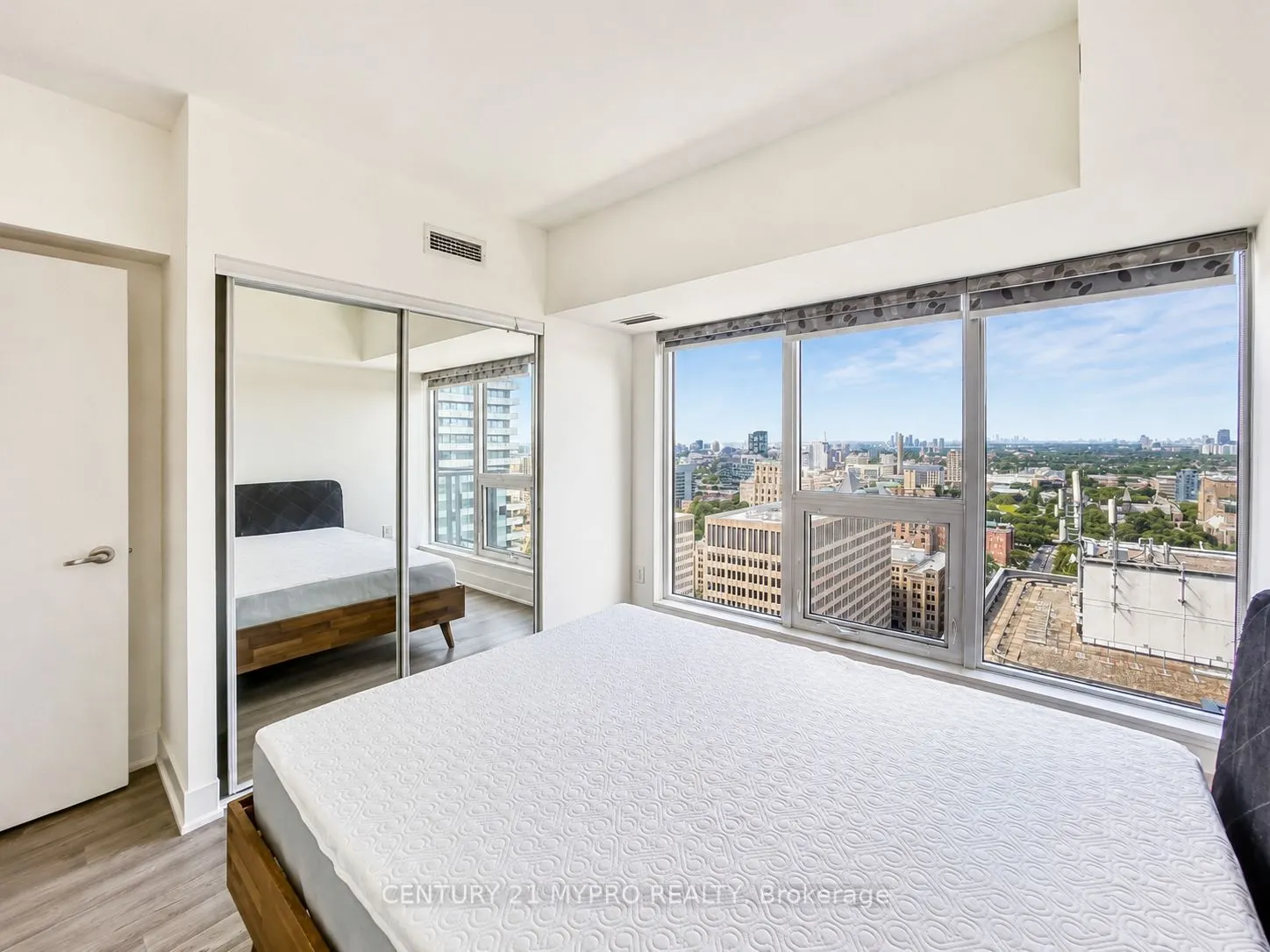 955 Bay Street #2707