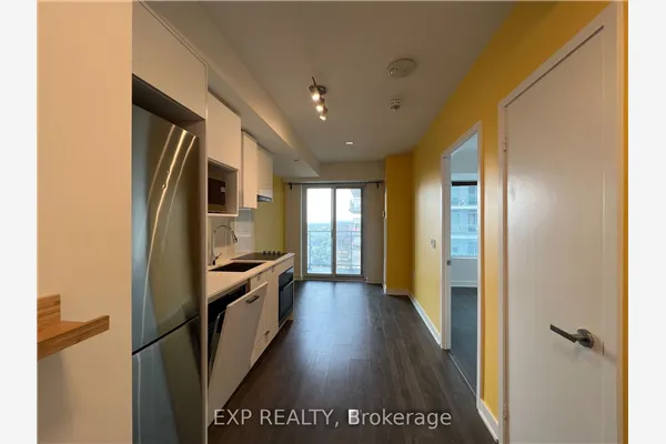 195 Redpath Avenue #3213
