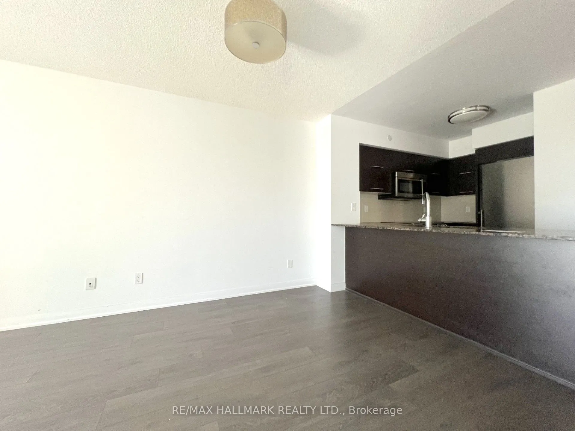 5162 Yonge Street #607