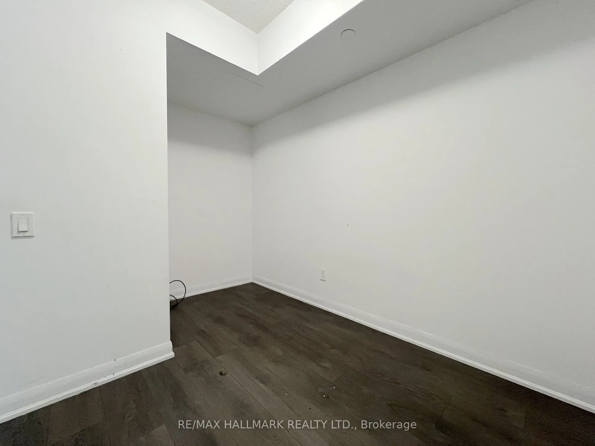5162 Yonge Street #607