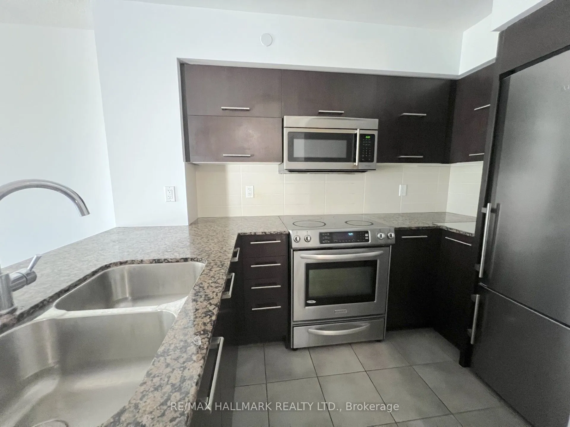 5162 Yonge Street #607