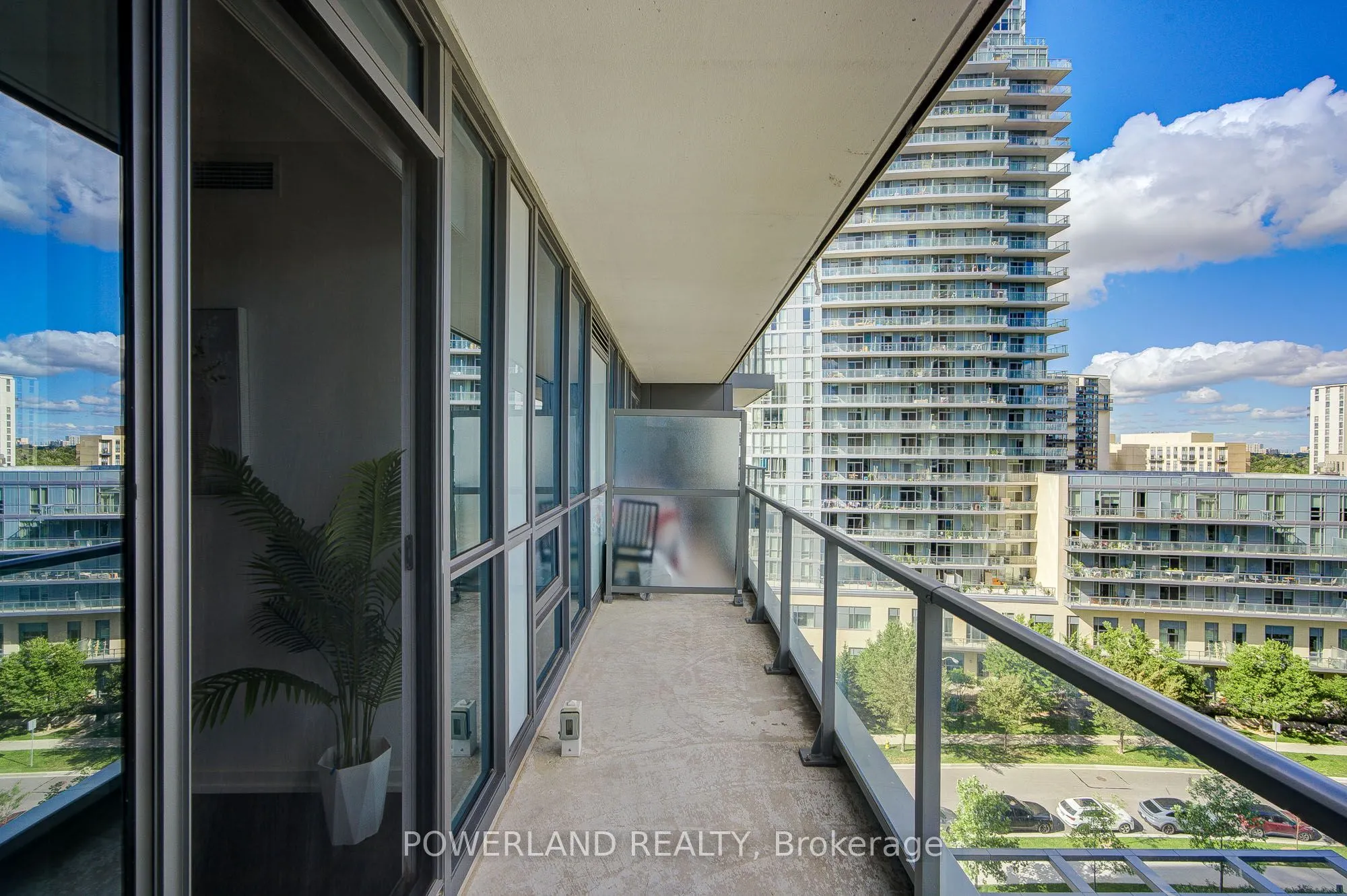 52 Forest Manor Road #807