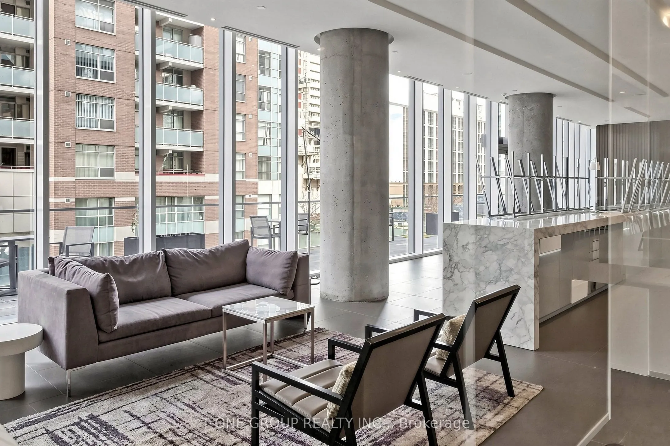 15 Grenville Street #3403