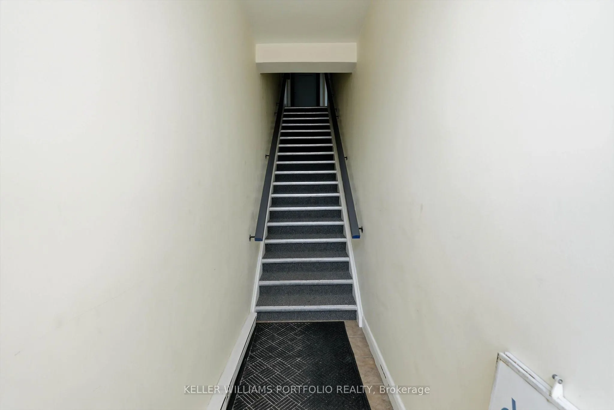 1896 Avenue Road #201
