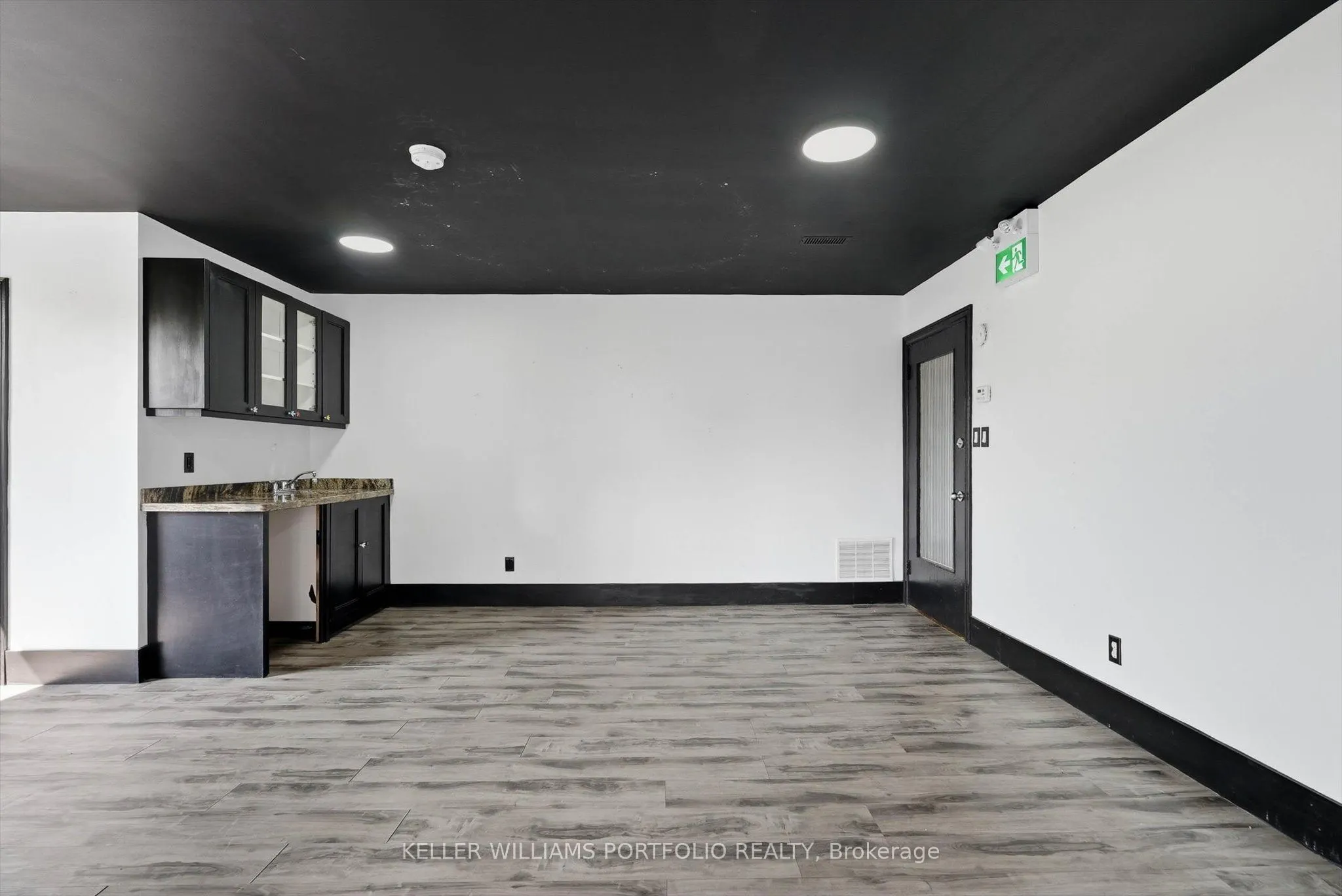1896 Avenue Road #201