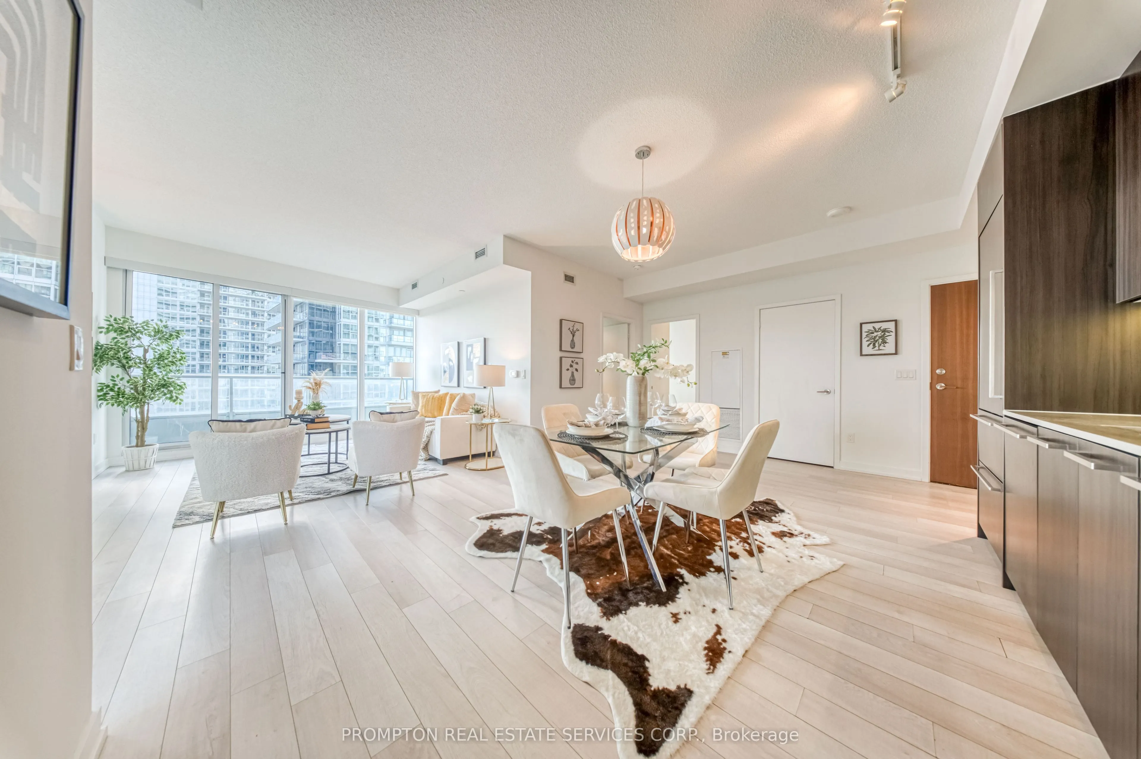 115 Mcmahon Drive #2511