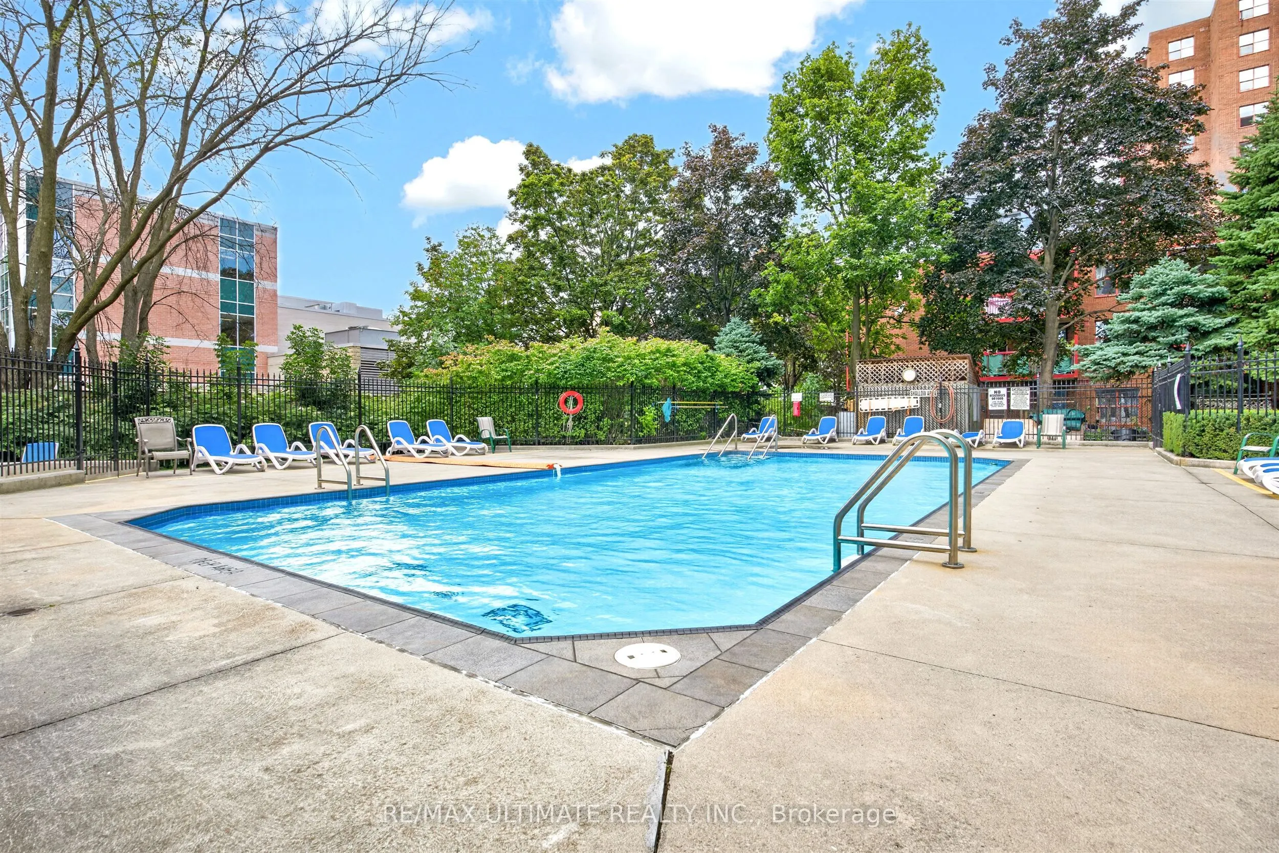 8 Covington Road #808