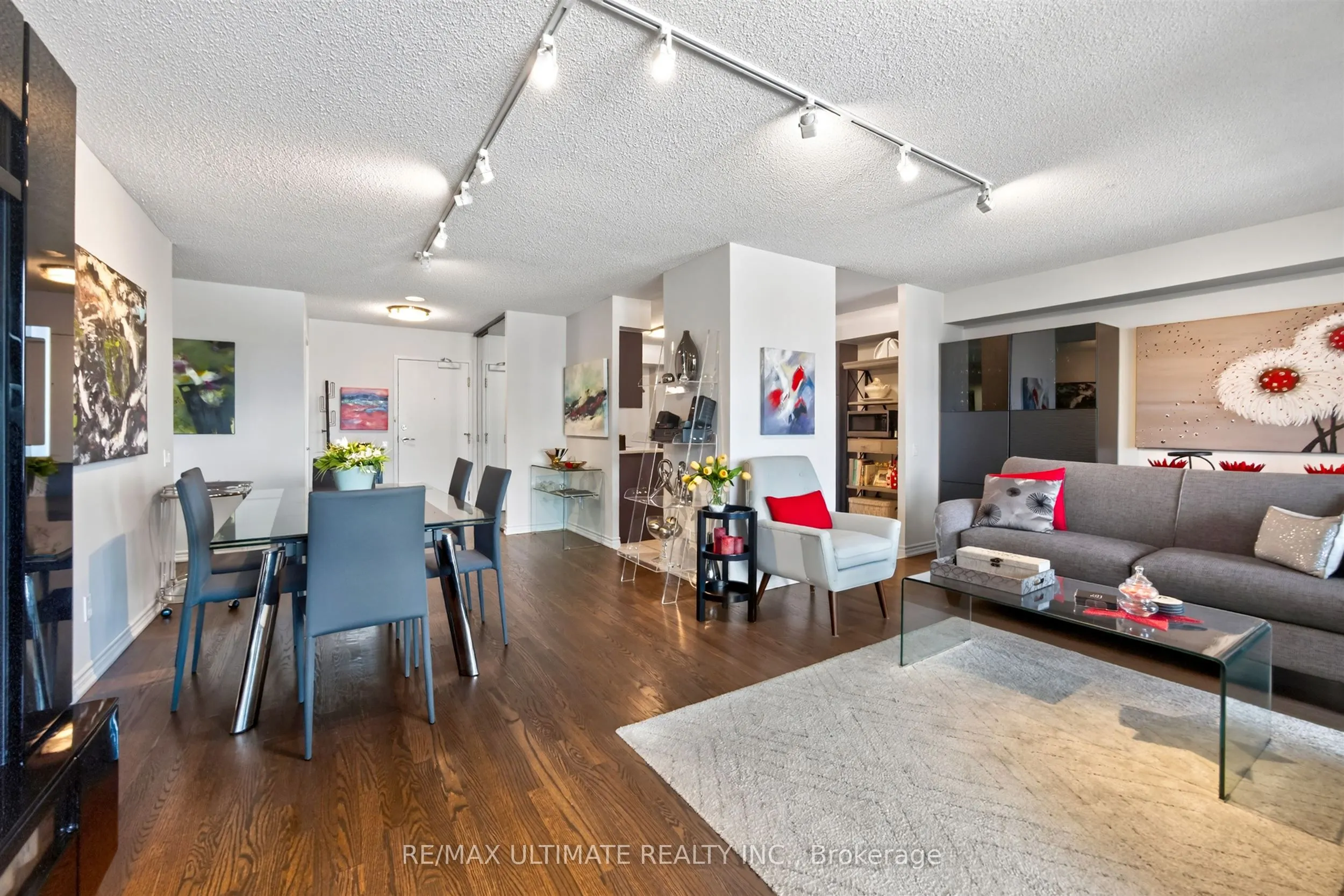 8 Covington Road #808