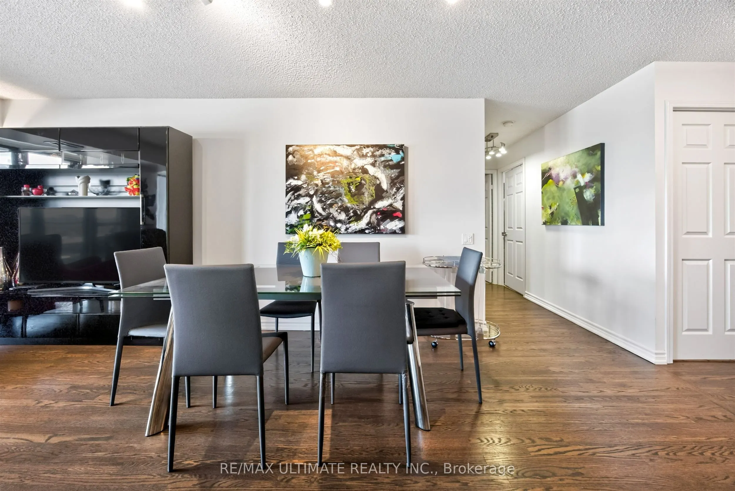 8 Covington Road #808
