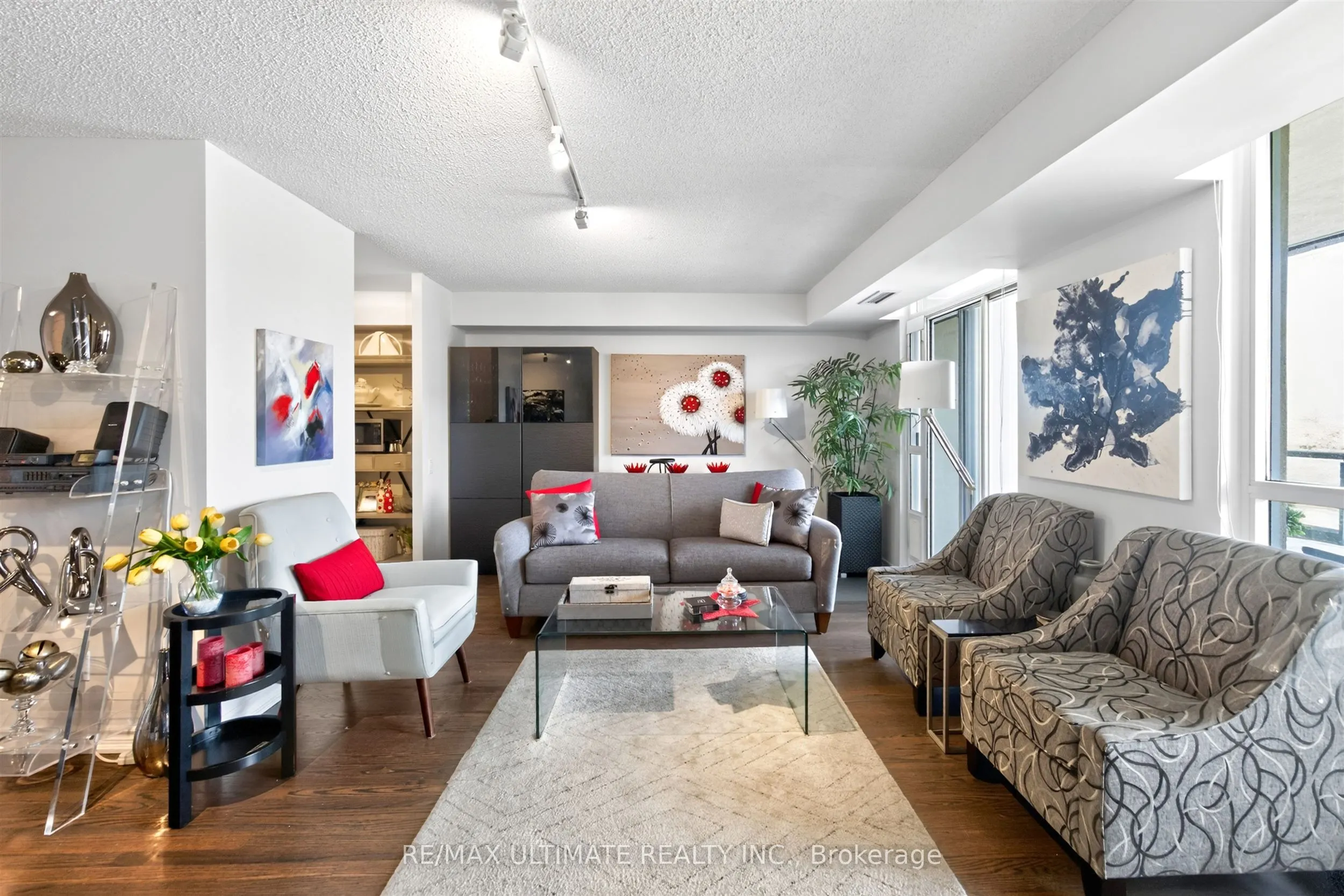 8 Covington Road #808