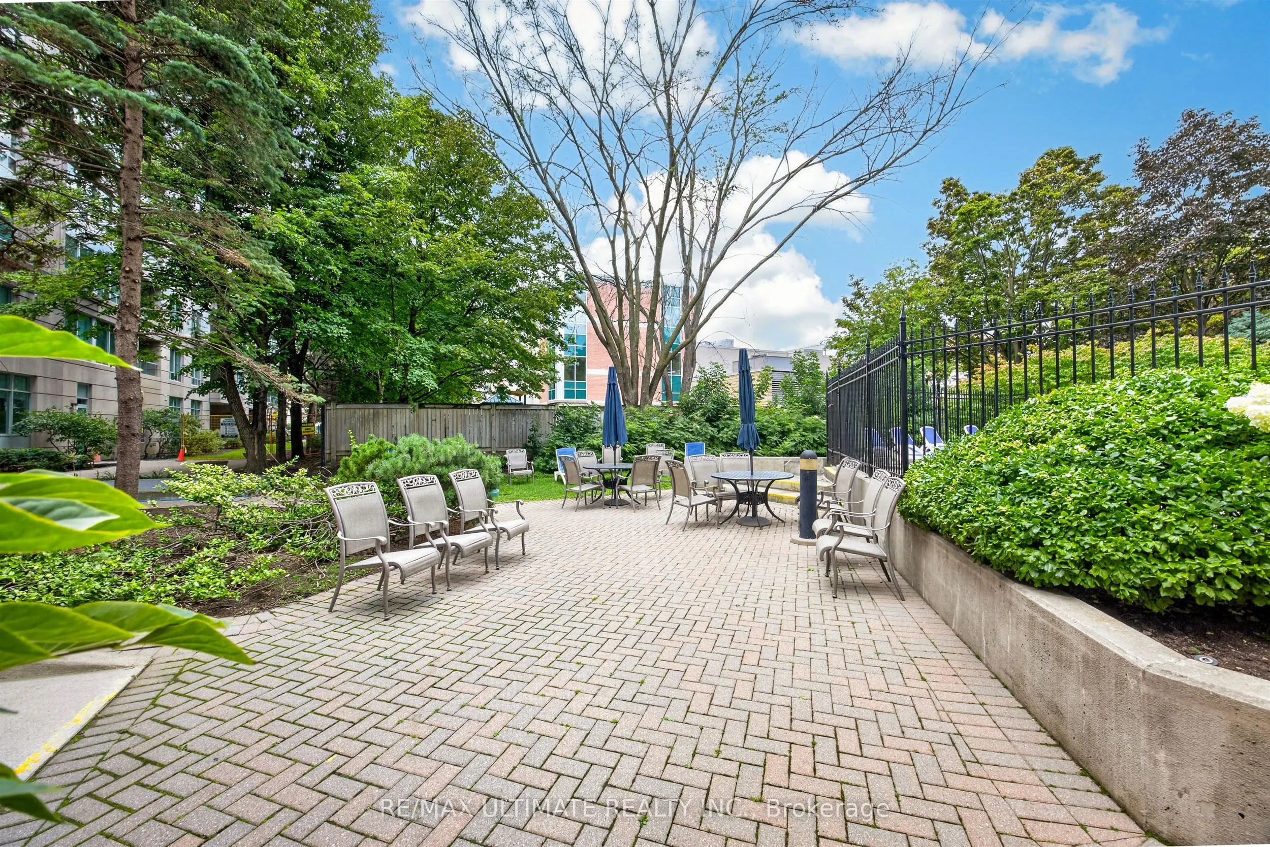 8 Covington Road #808