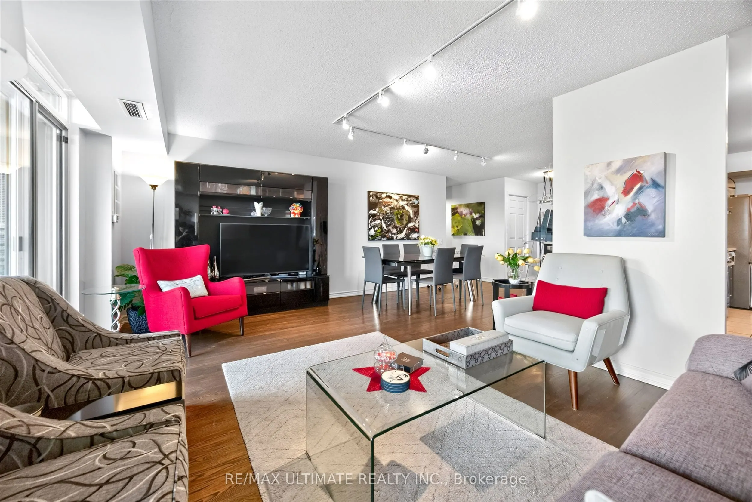 8 Covington Road #808
