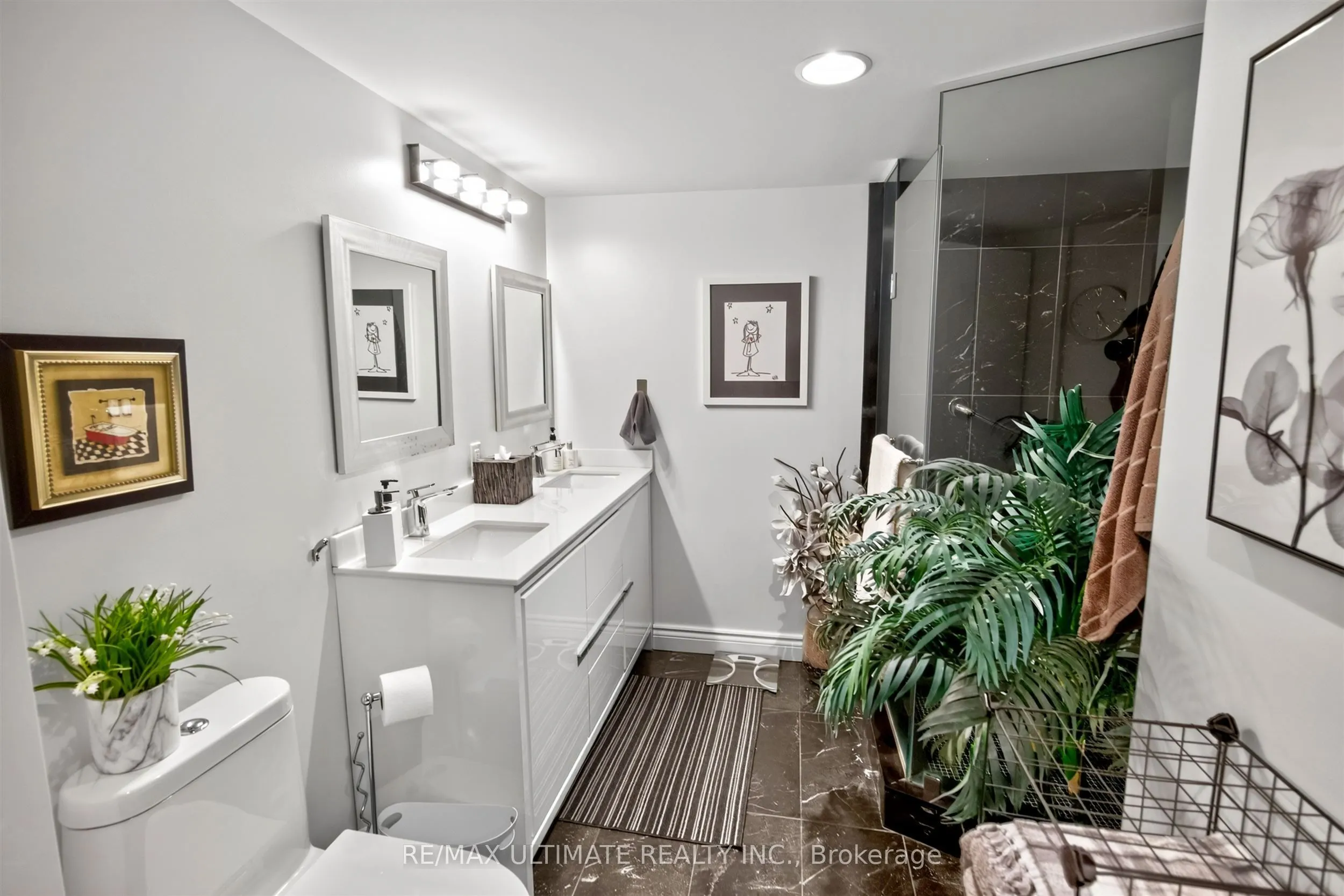 8 Covington Road #808