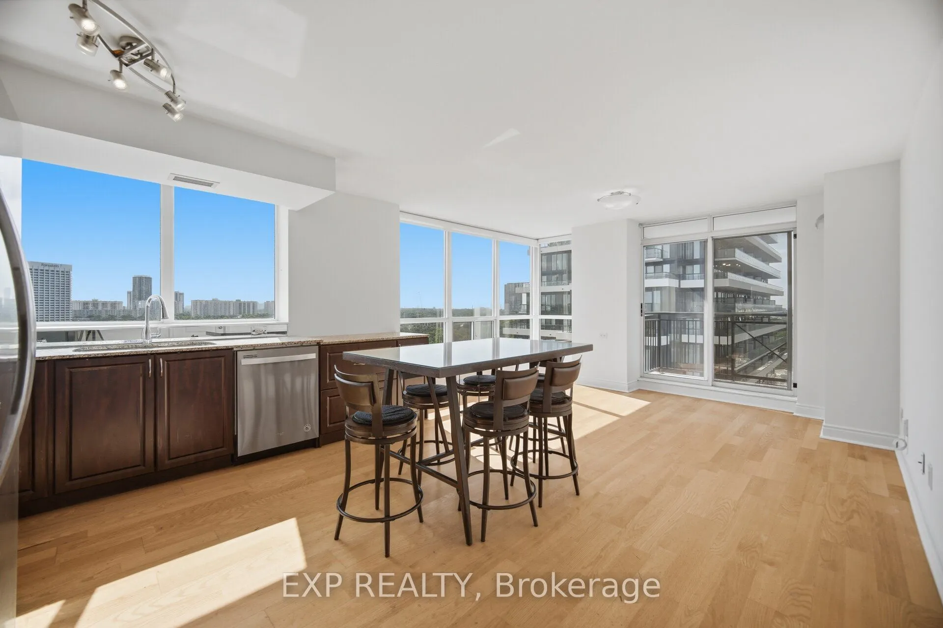 1103 Leslie Street #1103