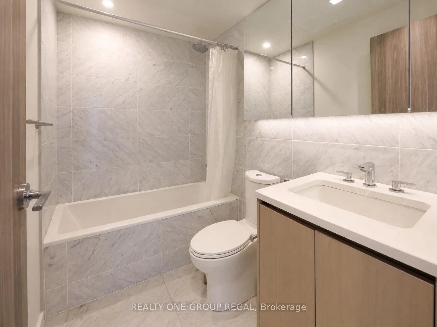 85 McMahon Drive #3708