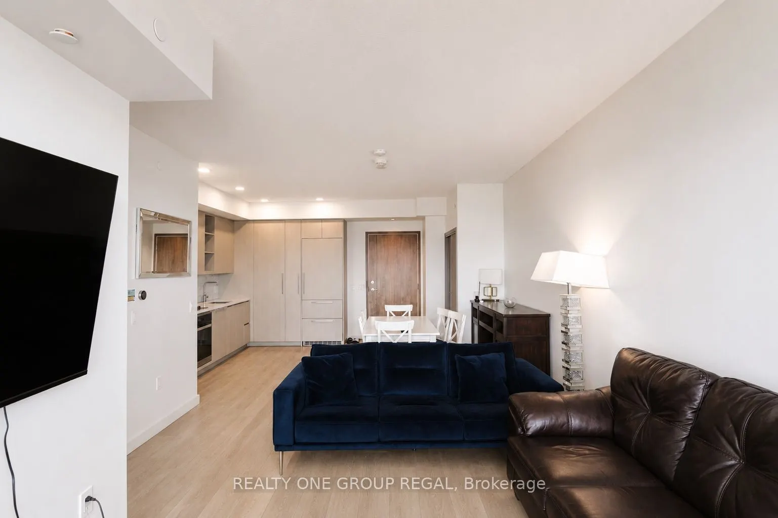 85 McMahon Drive #3708