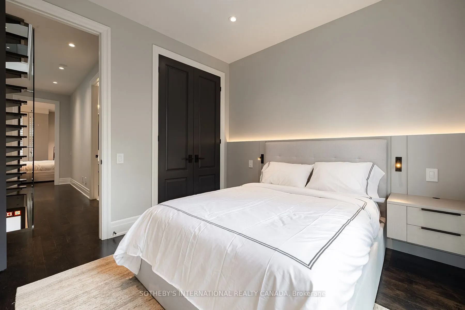 33 Tranby Avenue