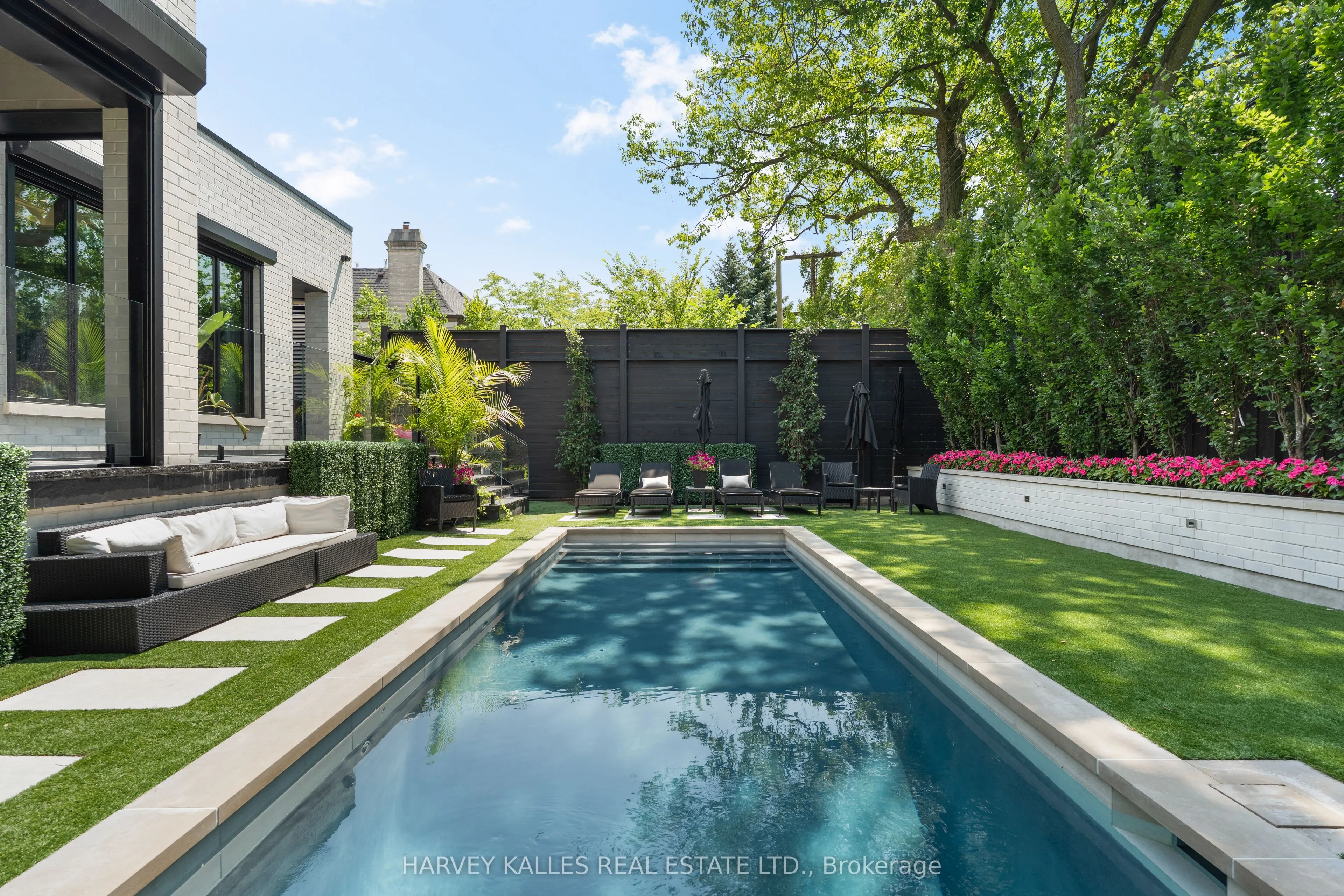 106 Richview Avenue
