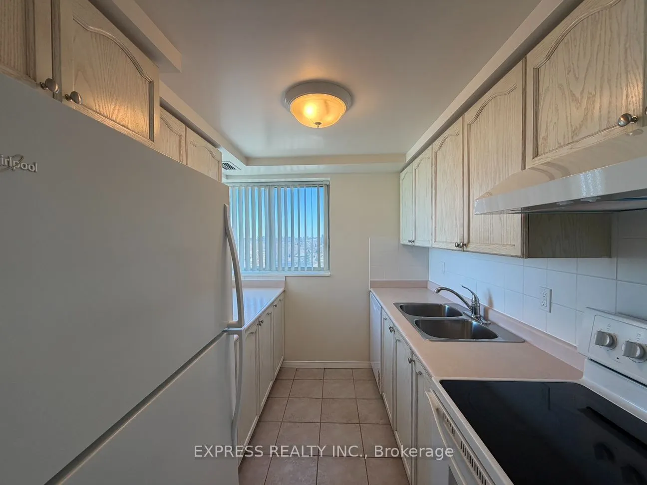39 Pemberton Avenue #LPH07