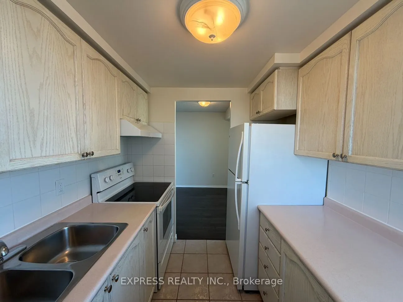39 Pemberton Avenue #LPH07