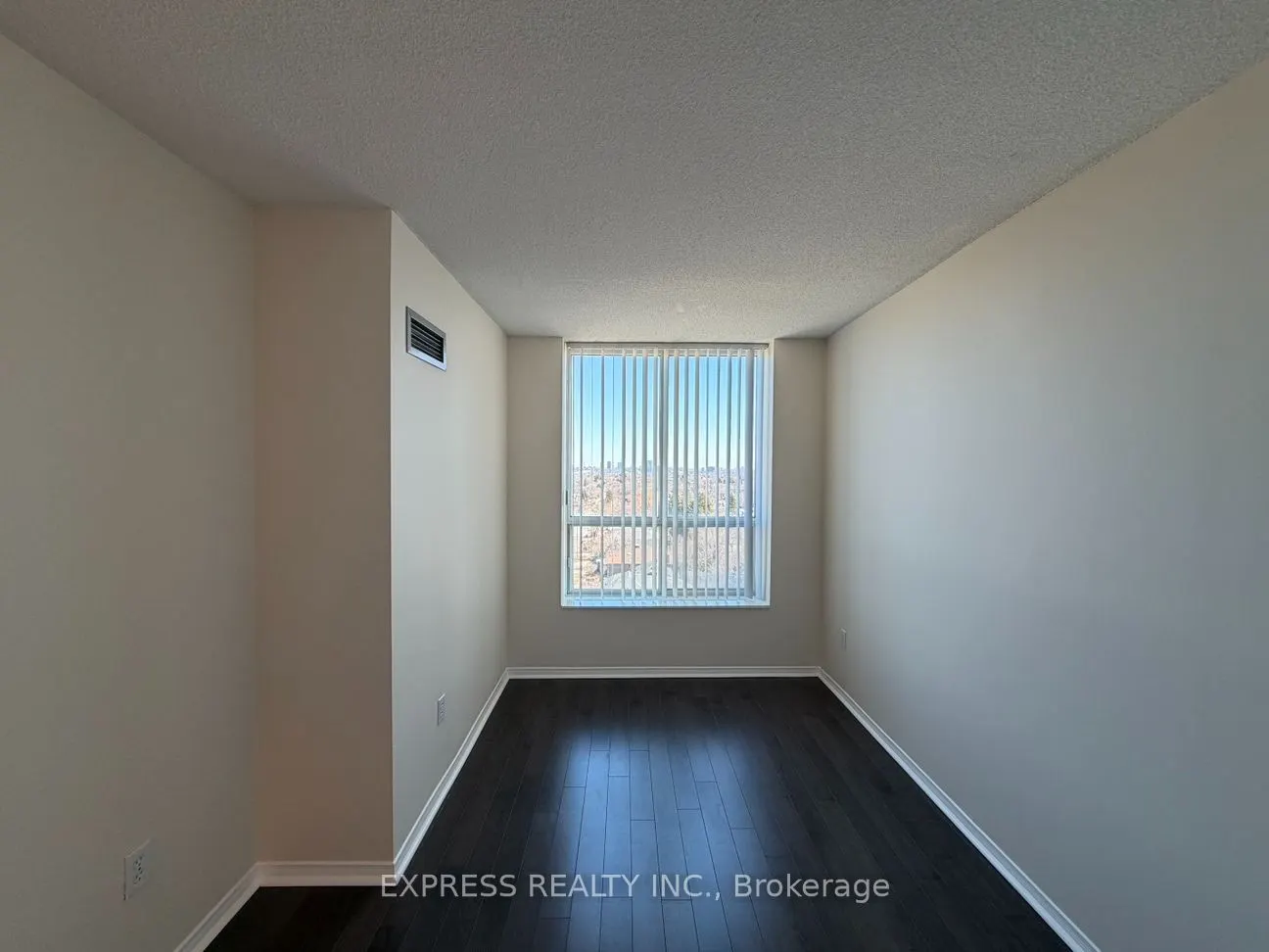 39 Pemberton Avenue #LPH07