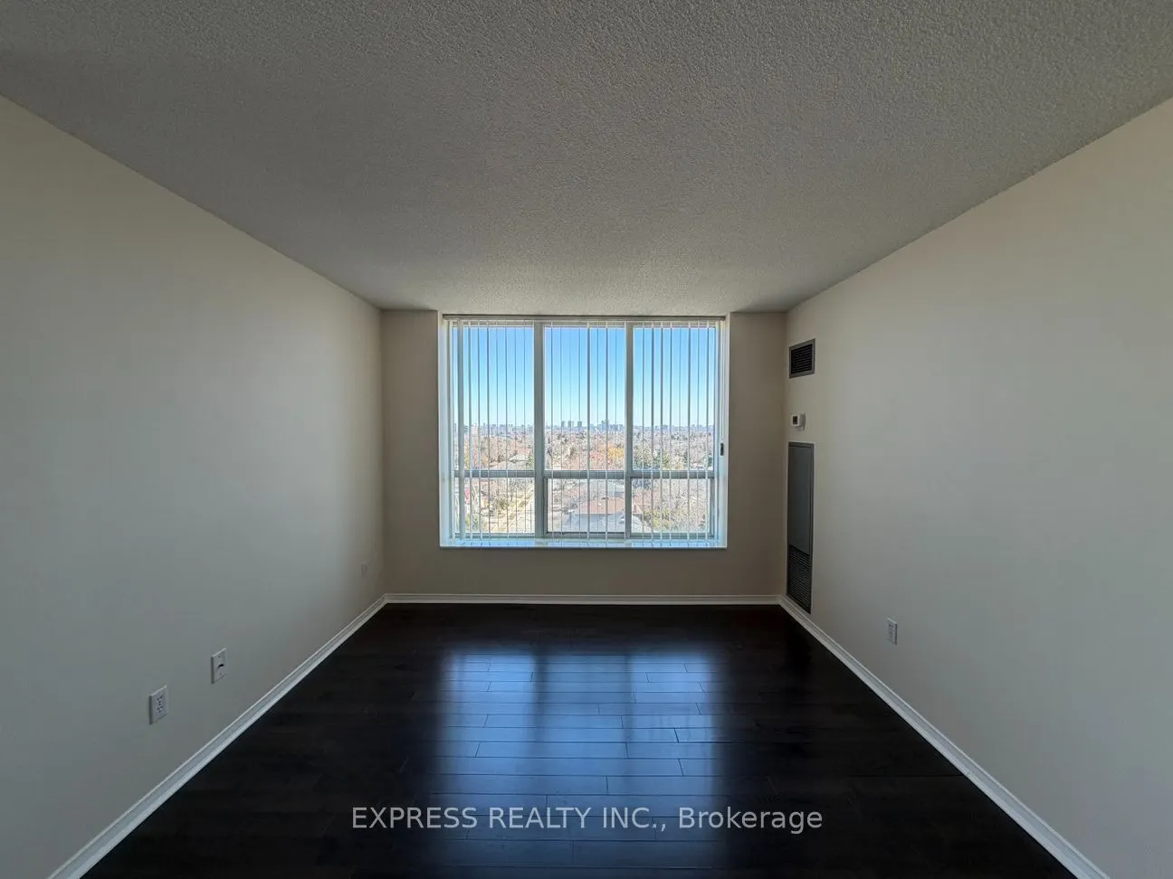 39 Pemberton Avenue #LPH07