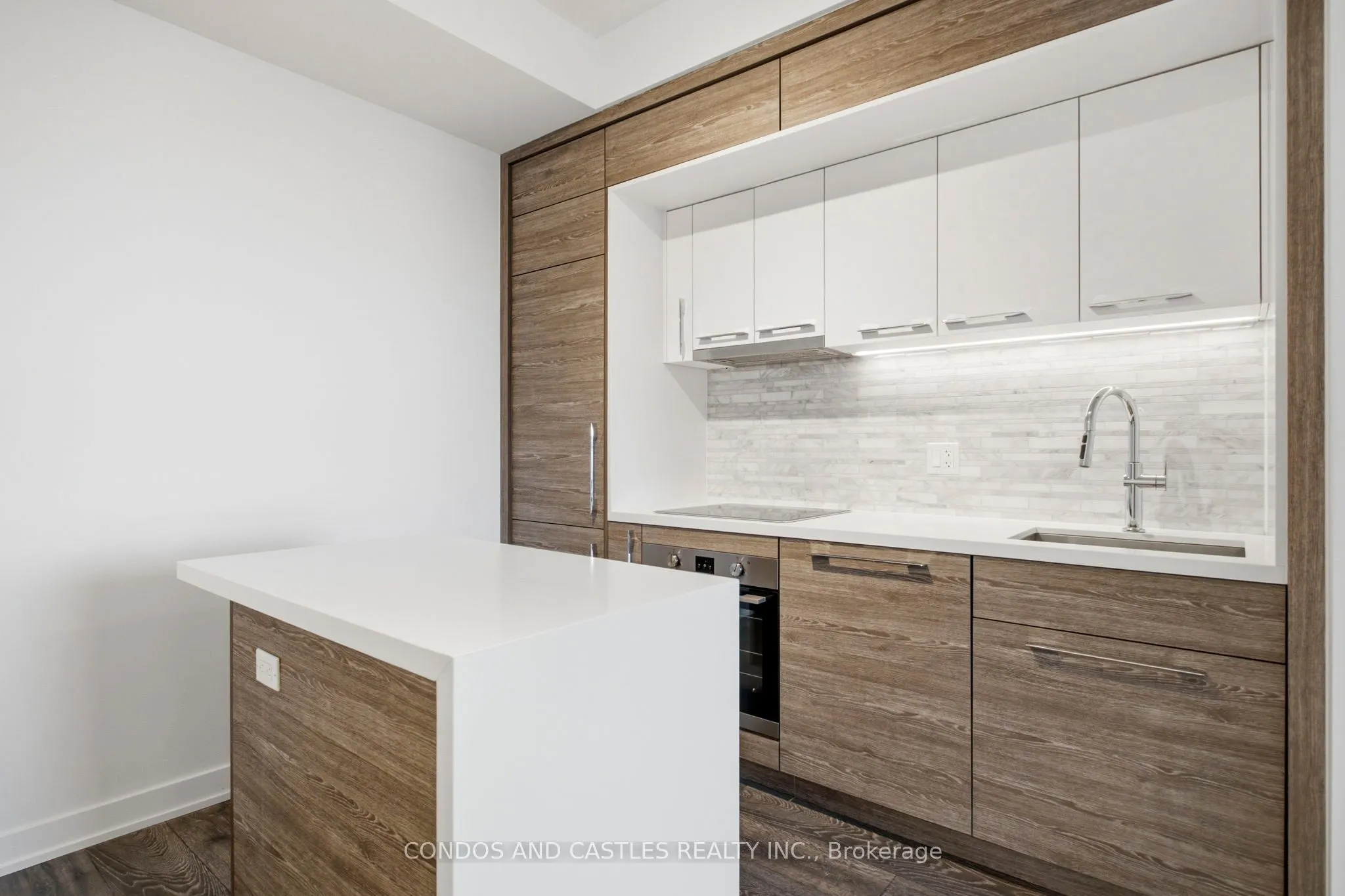 29 Green Trail Court #1805