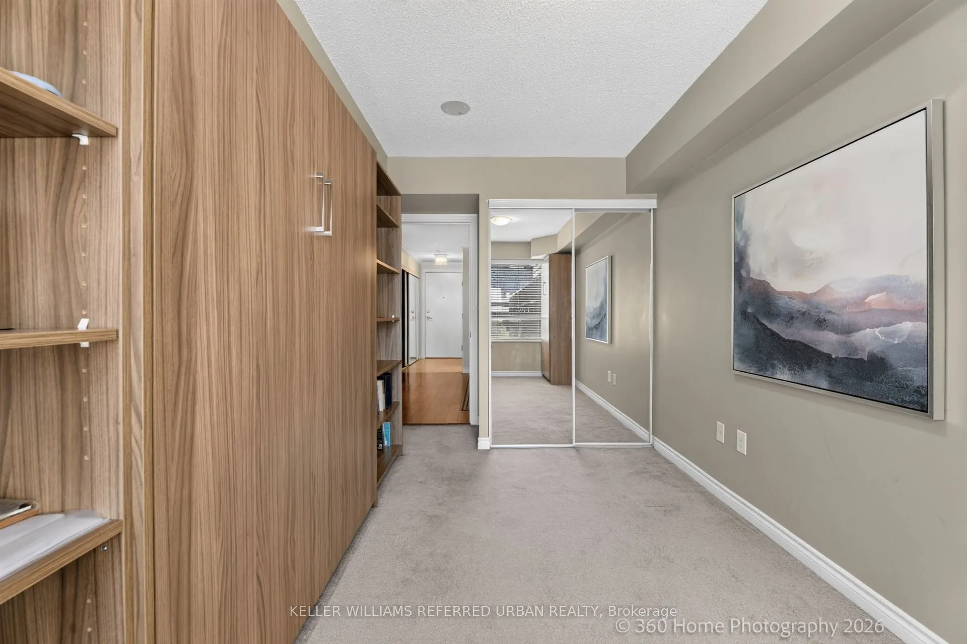 250 Wellington Street W #339