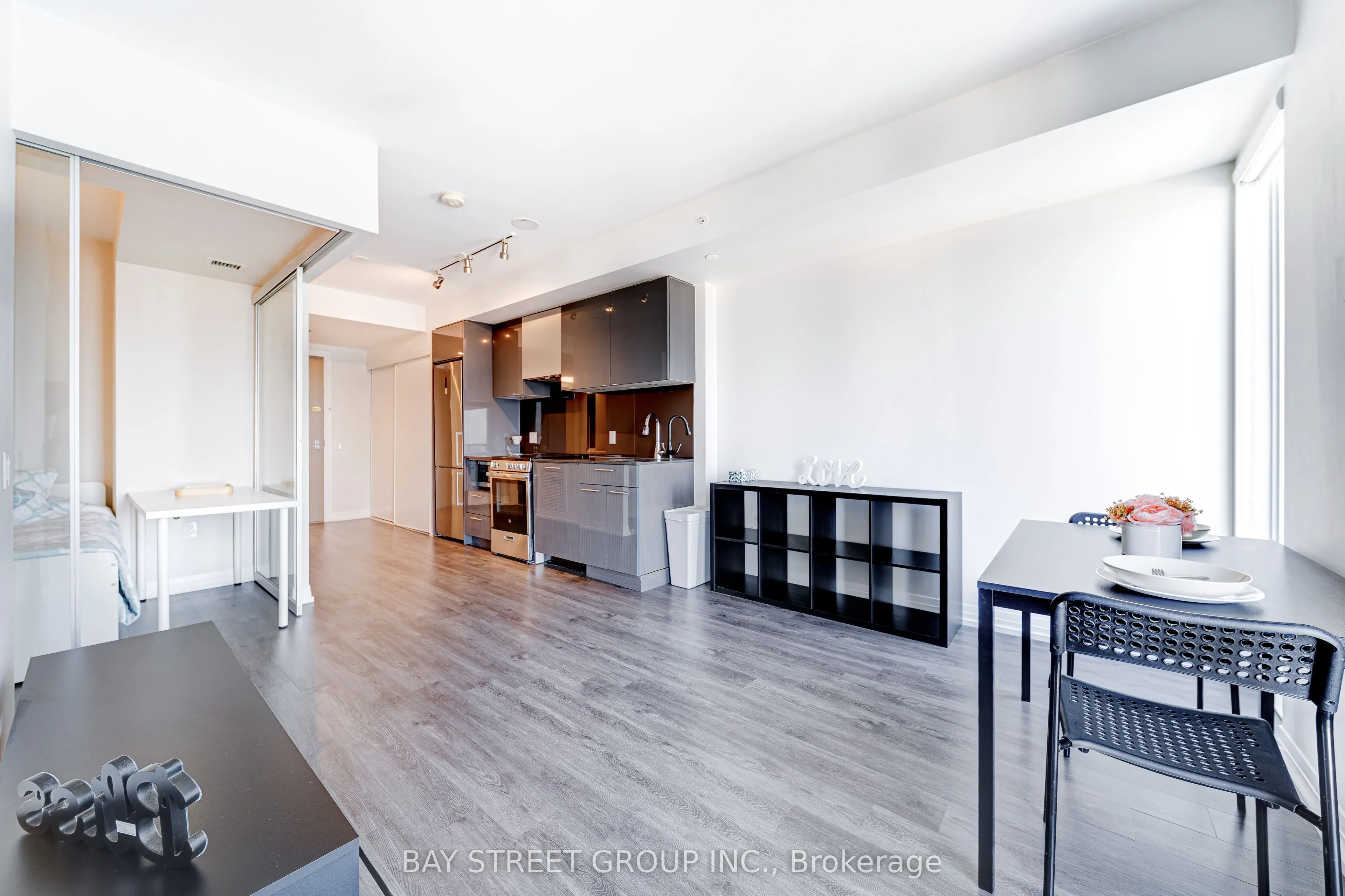 251 Jarvis Street #3809