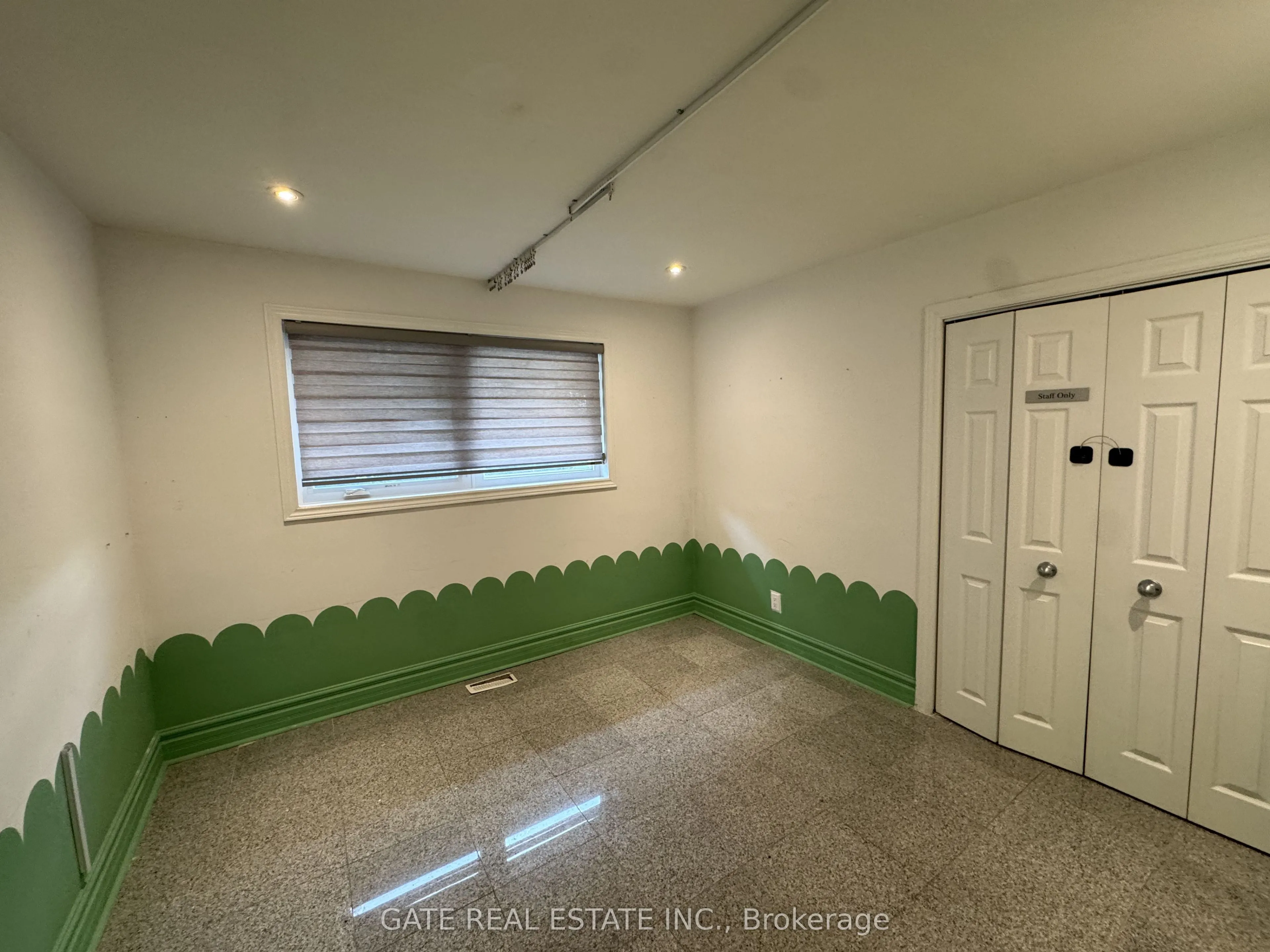 271 Finch Avenue W