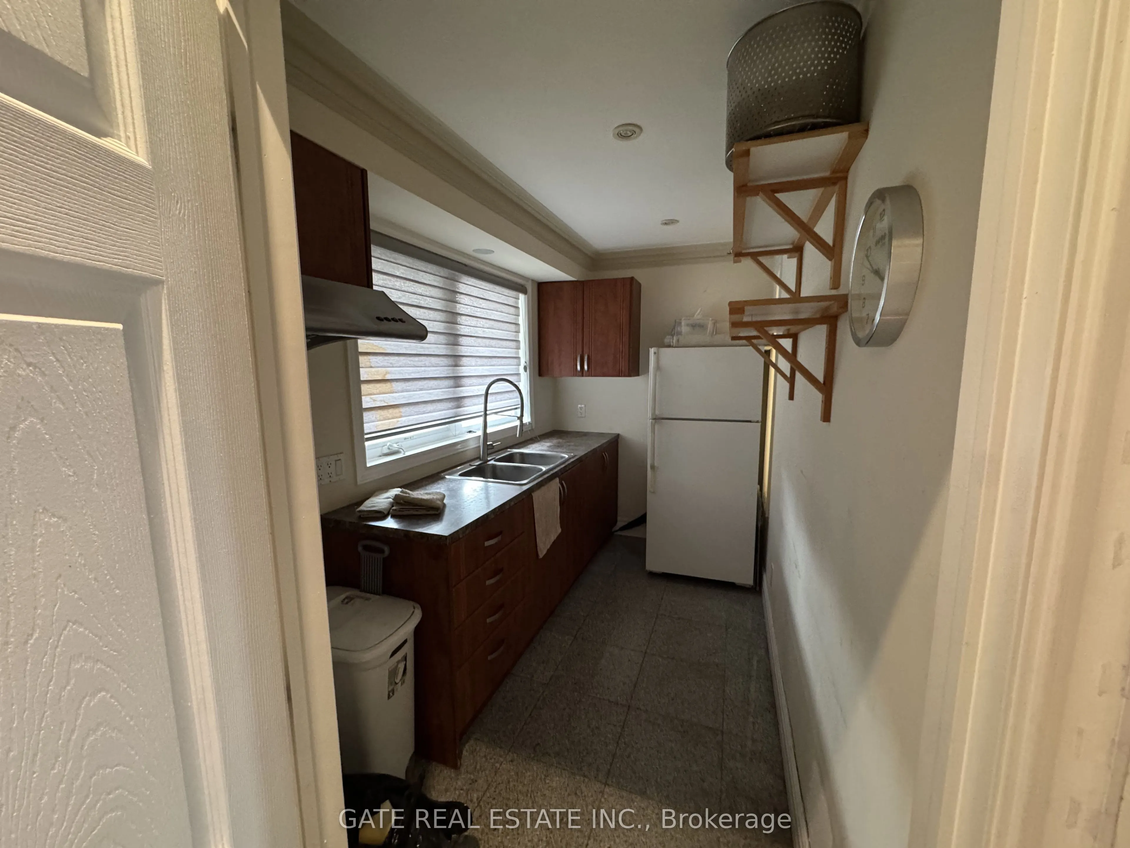 271 Finch Avenue W