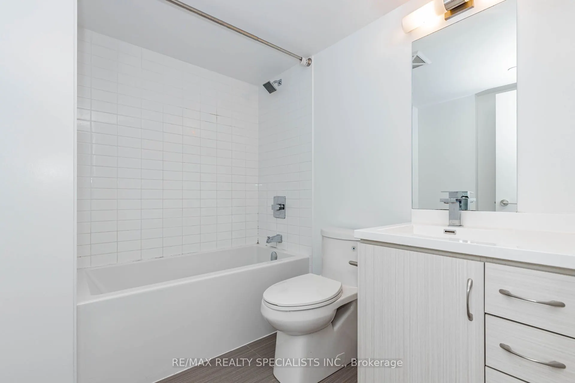 181 Huron Street #604